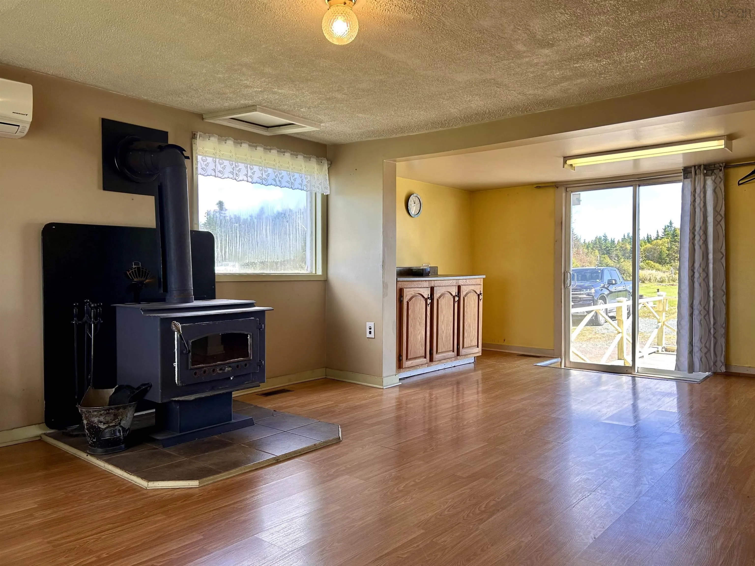 578 Lower Cove Road, Lower Cove, NS B0L 1A0, 2 Bedrooms Bedrooms, ,1 BathroomBathrooms,Residential,For Sale,Lower Cove,202511015
