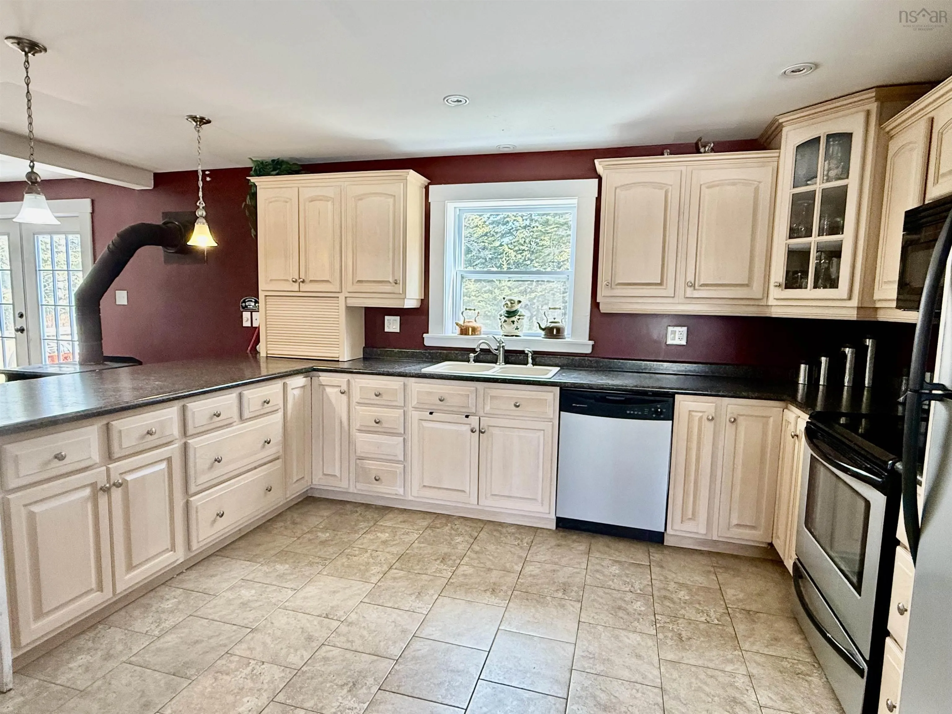 1517 Blanche Road, Blanche Ns B0t 1w0, 3 Bedrooms Bedrooms, ,1 BathroomBathrooms,Residential,For Sale,Blanche,202503542