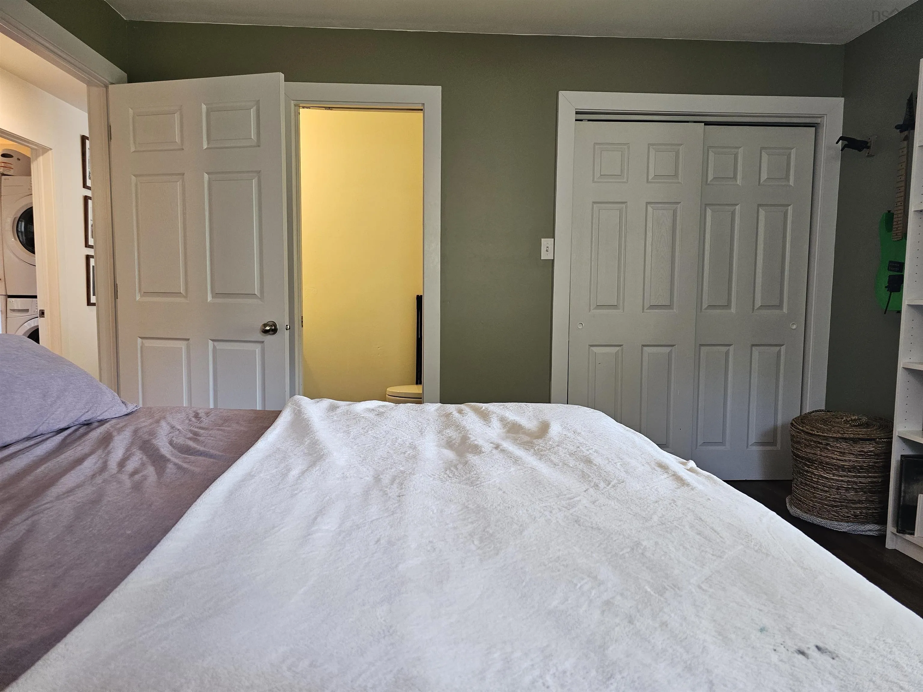 83 Greenwich Road, Greenwich, NS B4P 0B2, 2 Bedrooms Bedrooms, ,2 BathroomsBathrooms,Residential,For Sale,Greenwich,202522163