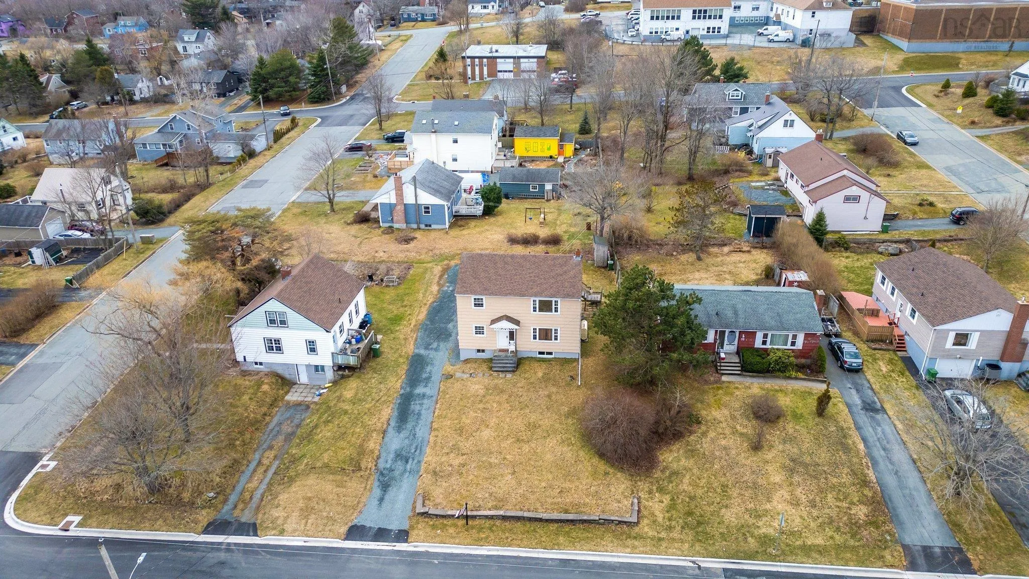50 Raymond Street, Dartmouth, NS B2X 1B9, 5 Bedrooms Bedrooms, ,Residential Income,For Sale,Raymond,202519570