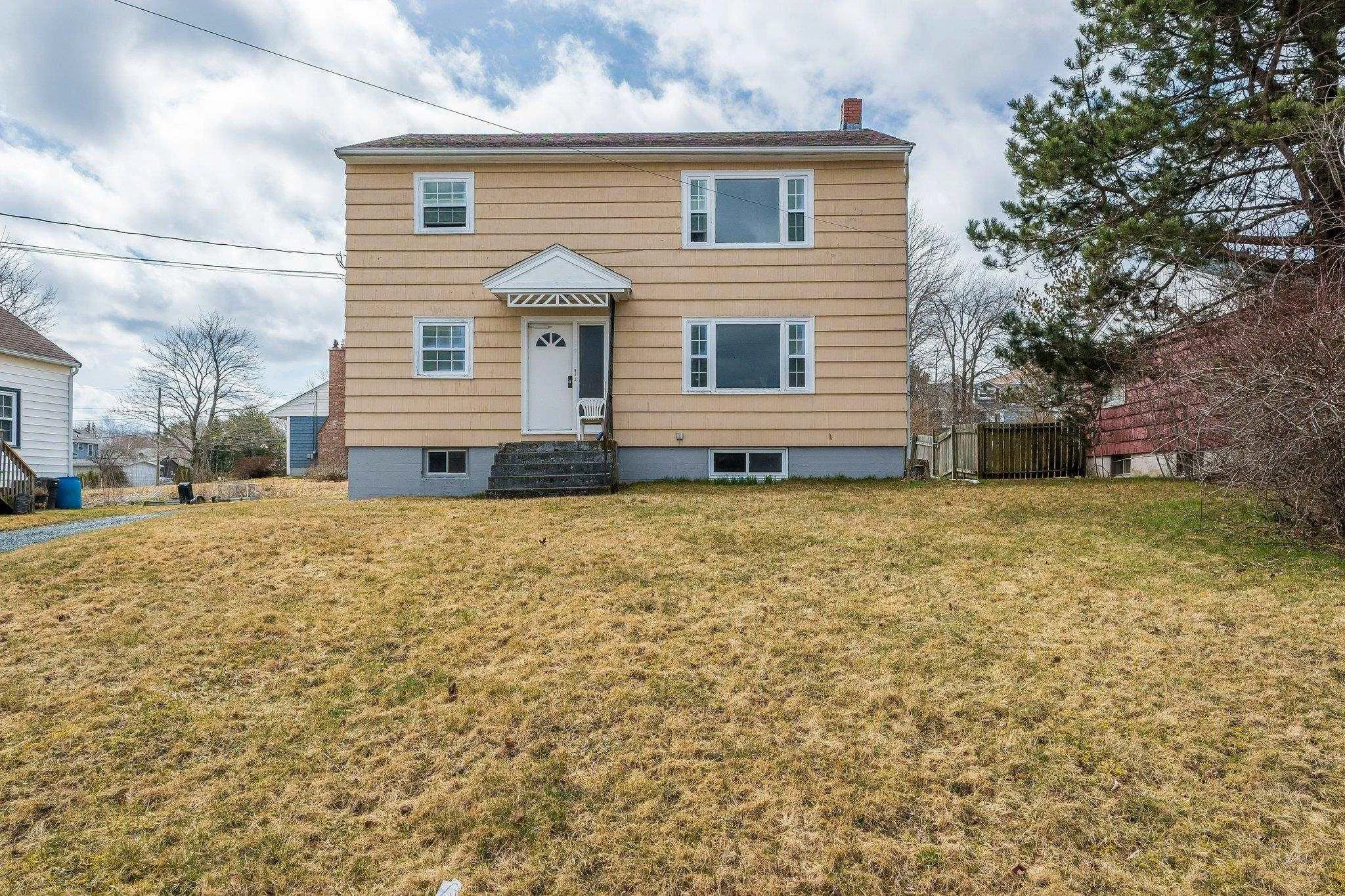 50 Raymond Street, Dartmouth, NS B2X 1B9, 5 Bedrooms Bedrooms, ,Residential Income,For Sale,Raymond,202519570