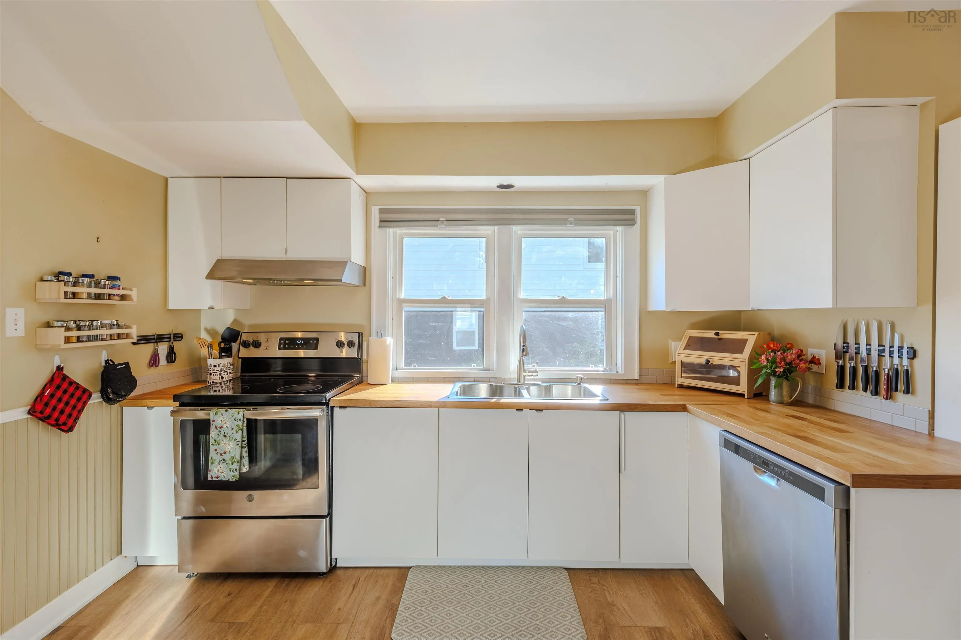 43 Frederick Avenue, Halifax, NS B3N 2K5, 3 Bedrooms Bedrooms, ,2 BathroomsBathrooms,Residential,For Sale,Frederick,202521746