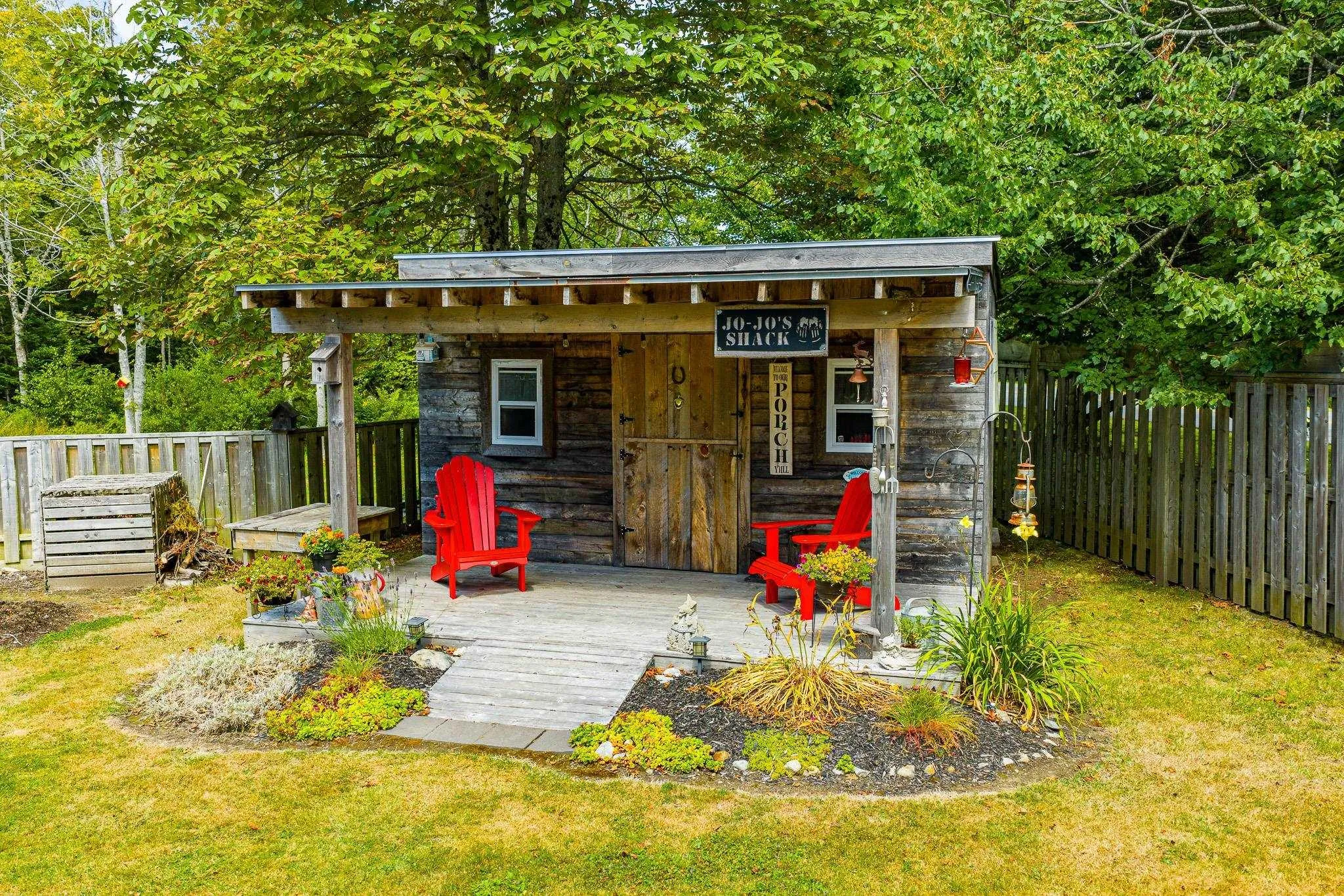 327 Brighton Road, Lockeport, NS B0T 1L0, 4 Bedrooms Bedrooms, ,2 BathroomsBathrooms,Residential,For Sale,Brighton,202521998