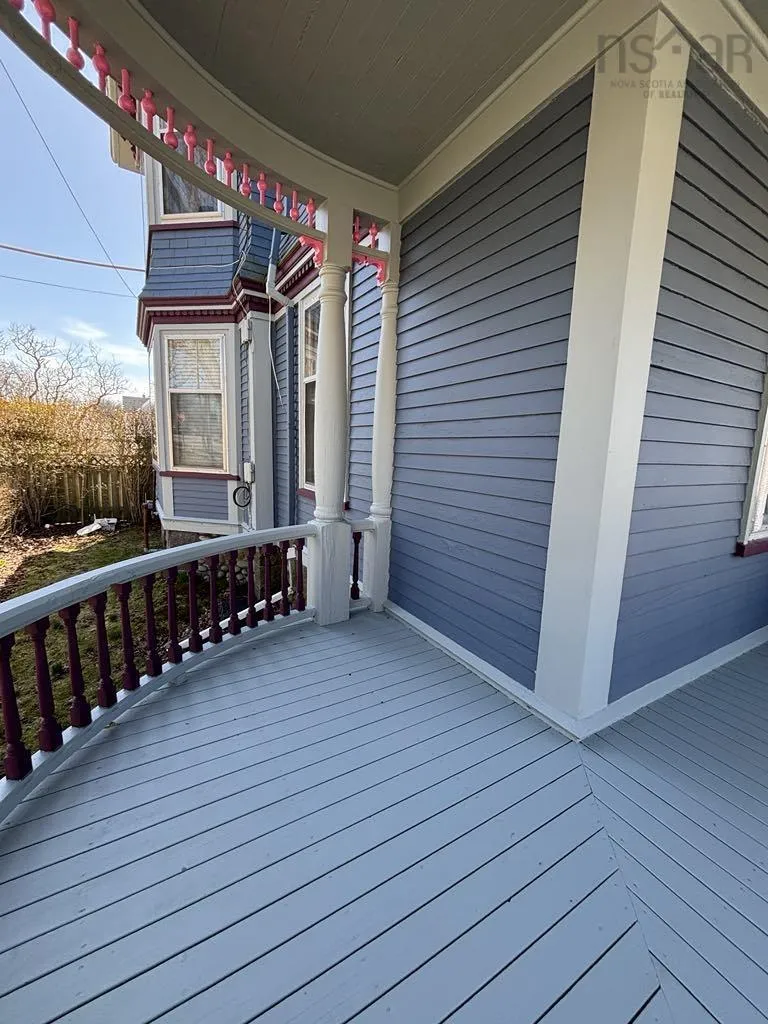 67 Cliff Street, Yarmouth Ns B5a 3j1, 3 Bedrooms Bedrooms, ,2 BathroomsBathrooms,Residential,For Sale,Cliff,202509266