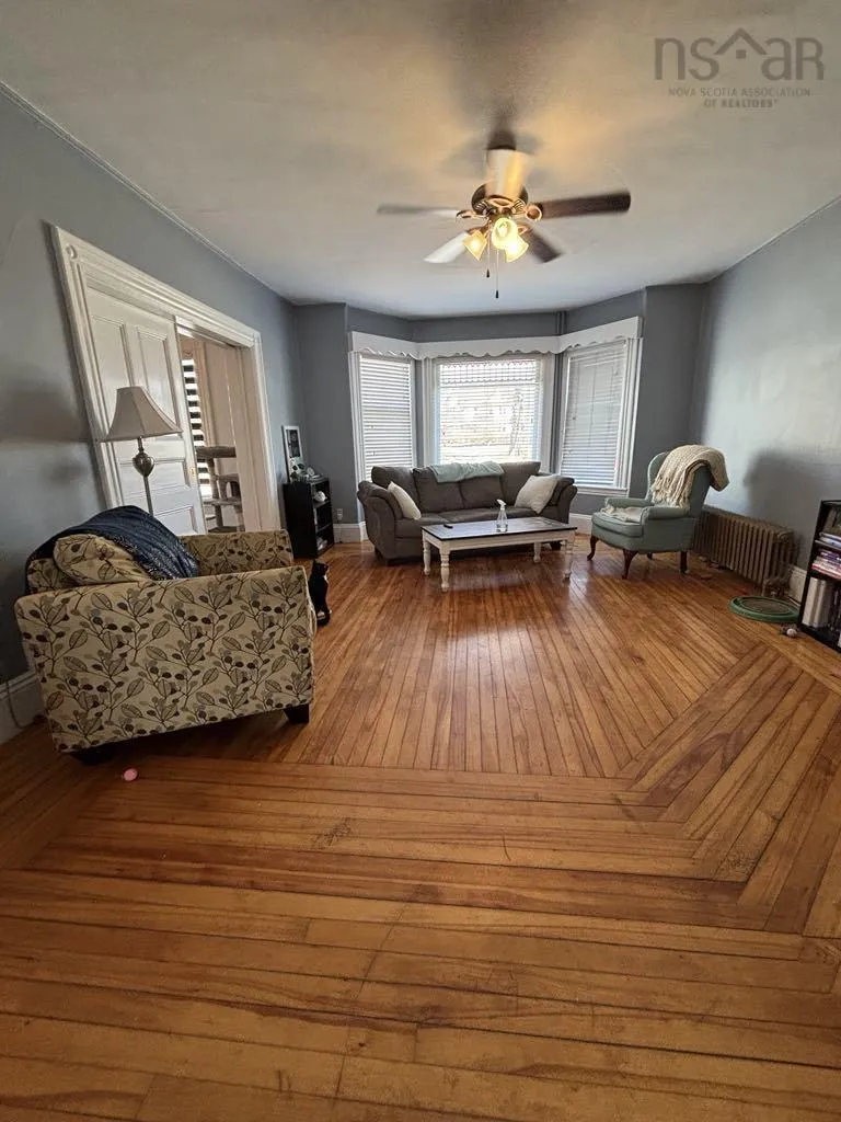 67 Cliff Street, Yarmouth Ns B5a 3j1, 3 Bedrooms Bedrooms, ,2 BathroomsBathrooms,Residential,For Sale,Cliff,202509266