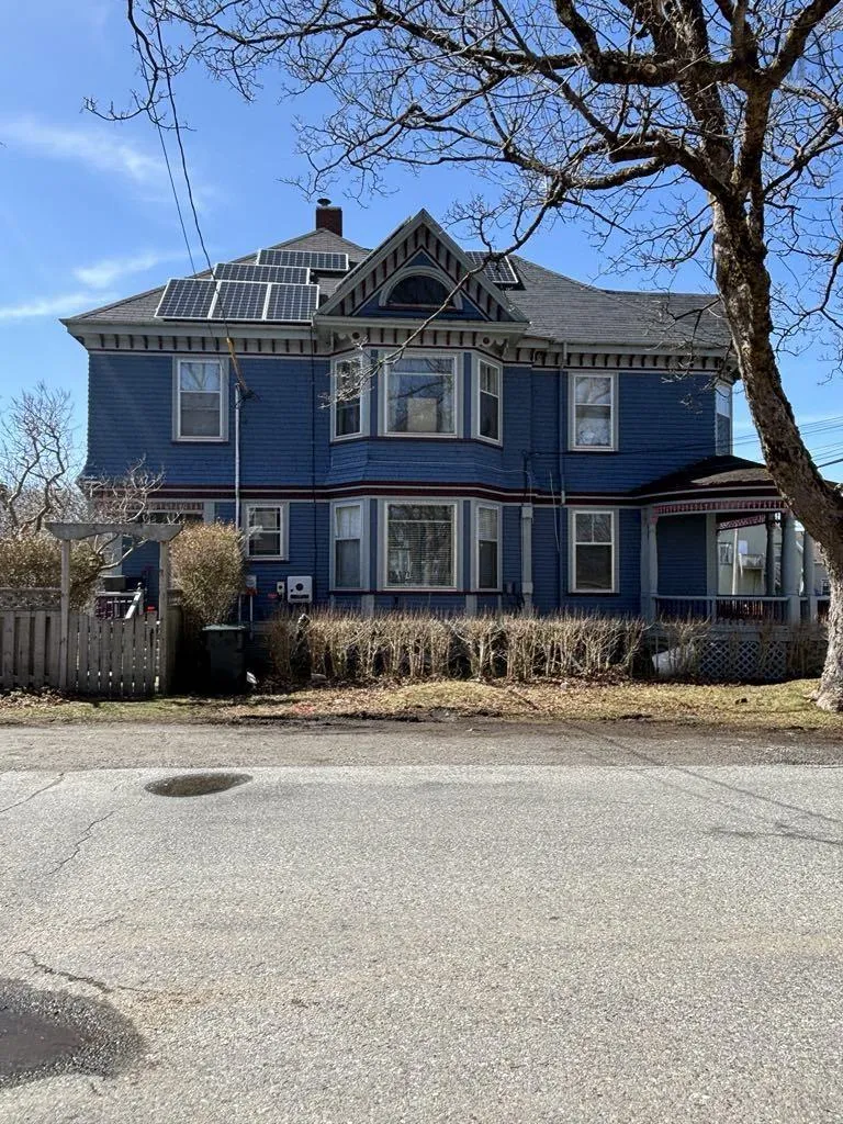 67 Cliff Street, Yarmouth Ns B5a 3j1, 3 Bedrooms Bedrooms, ,2 BathroomsBathrooms,Residential,For Sale,Cliff,202509266