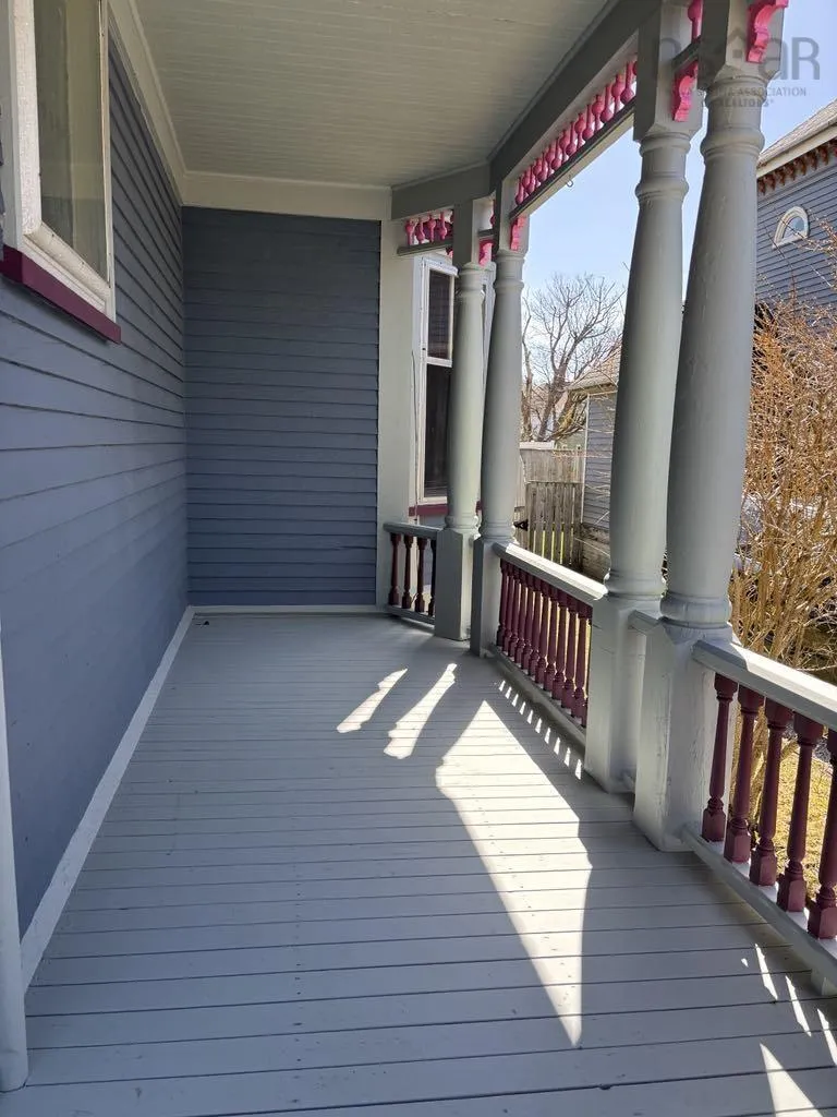 67 Cliff Street, Yarmouth Ns B5a 3j1, 3 Bedrooms Bedrooms, ,2 BathroomsBathrooms,Residential,For Sale,Cliff,202509266