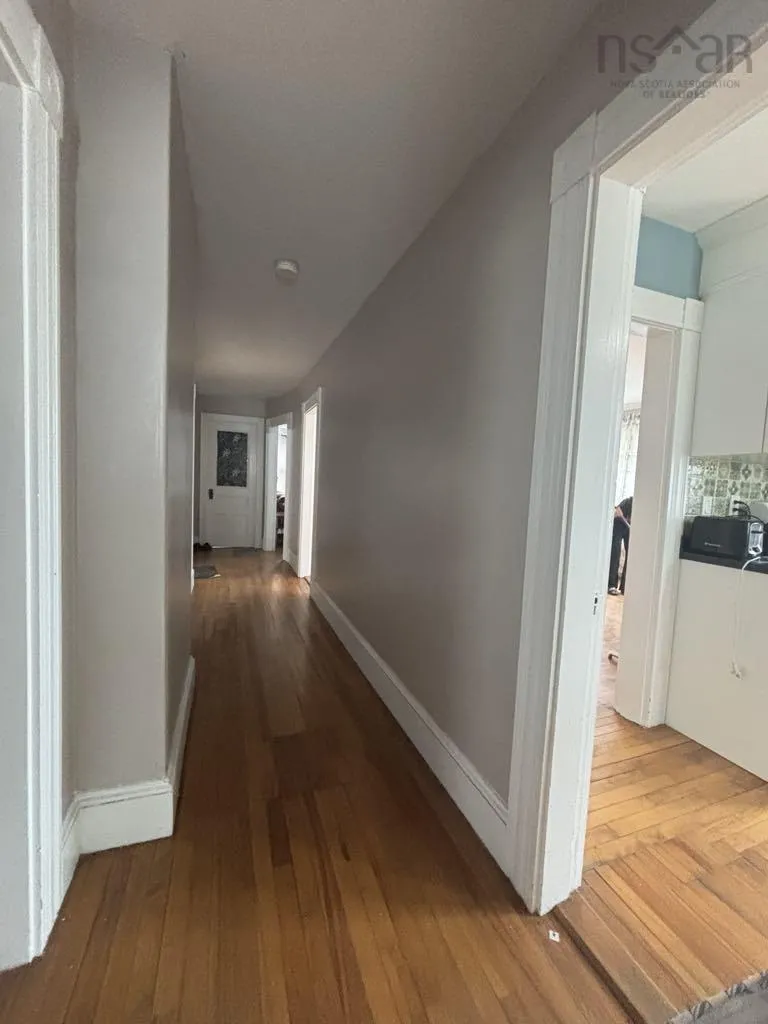 67 Cliff Street, Yarmouth Ns B5a 3j1, 3 Bedrooms Bedrooms, ,2 BathroomsBathrooms,Residential,For Sale,Cliff,202509266