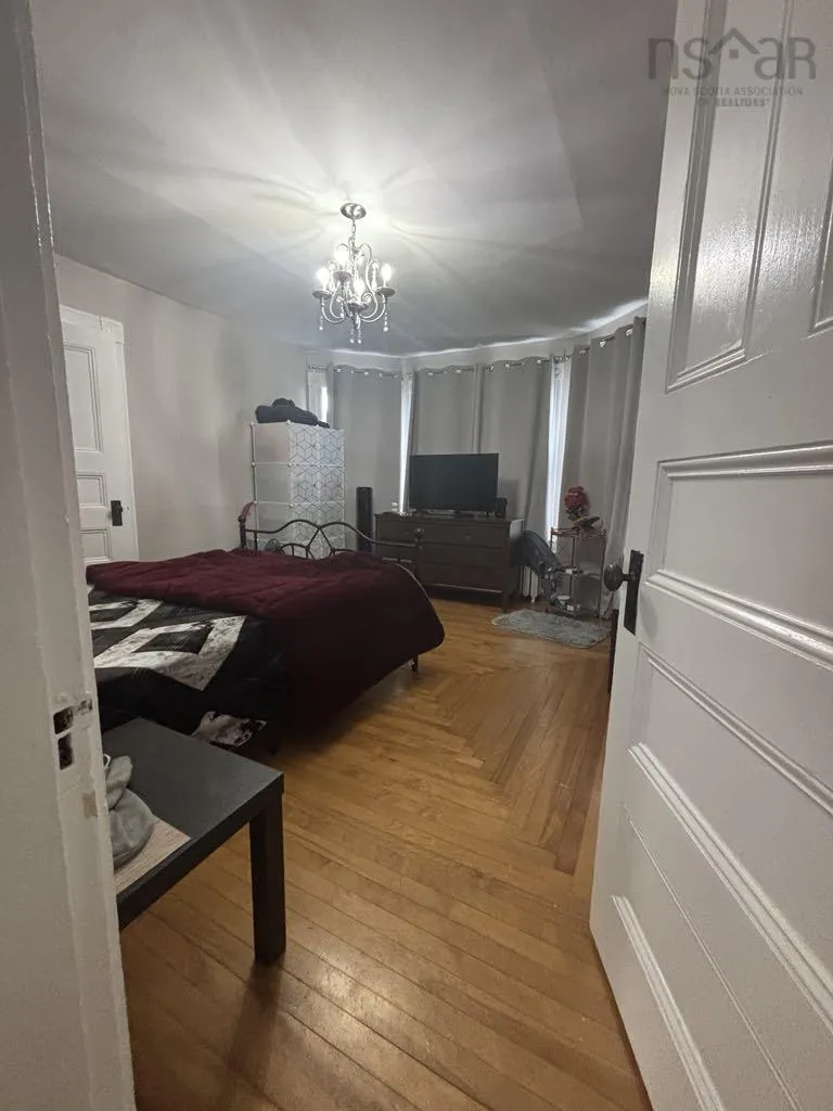 67 Cliff Street, Yarmouth Ns B5a 3j1, 3 Bedrooms Bedrooms, ,2 BathroomsBathrooms,Residential,For Sale,Cliff,202509266