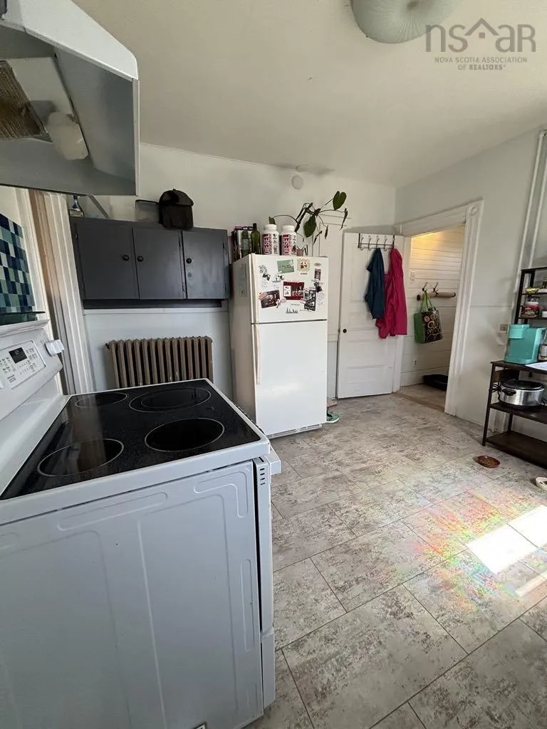 67 Cliff Street, Yarmouth Ns B5a 3j1, 3 Bedrooms Bedrooms, ,2 BathroomsBathrooms,Residential,For Sale,Cliff,202509266