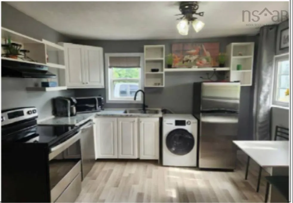 71 Oceancrest Drive, Glace Bay, NS B1A 3T5, 2 Bedrooms Bedrooms, ,1 BathroomBathrooms,Residential,For Sale,Oceancrest,202517462