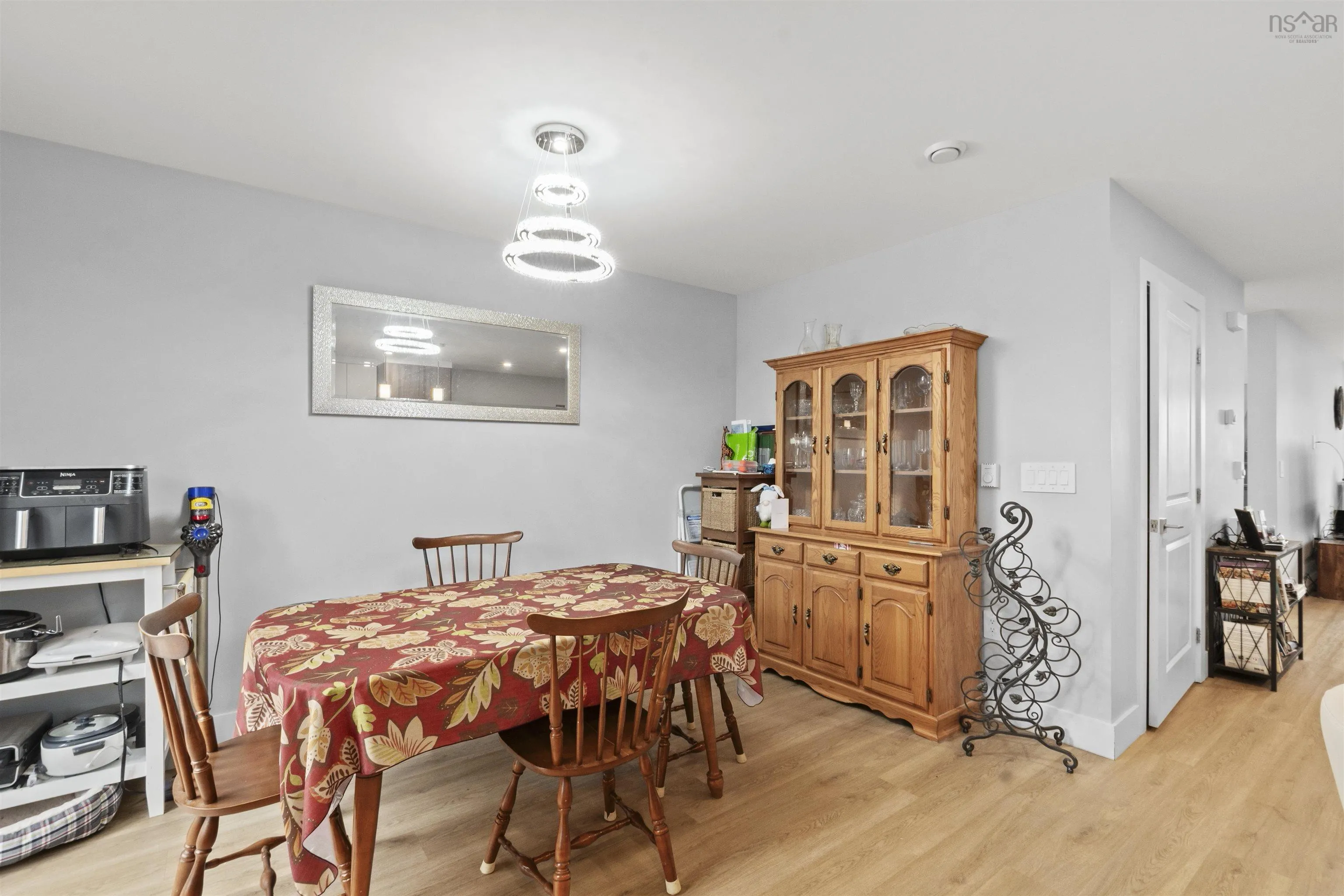 376 Beaver Bank Road, Beaver Bank, NS B4E 1K4, 9 Bedrooms Bedrooms, ,Residential Income,For Sale,Beaver Bank,202518120