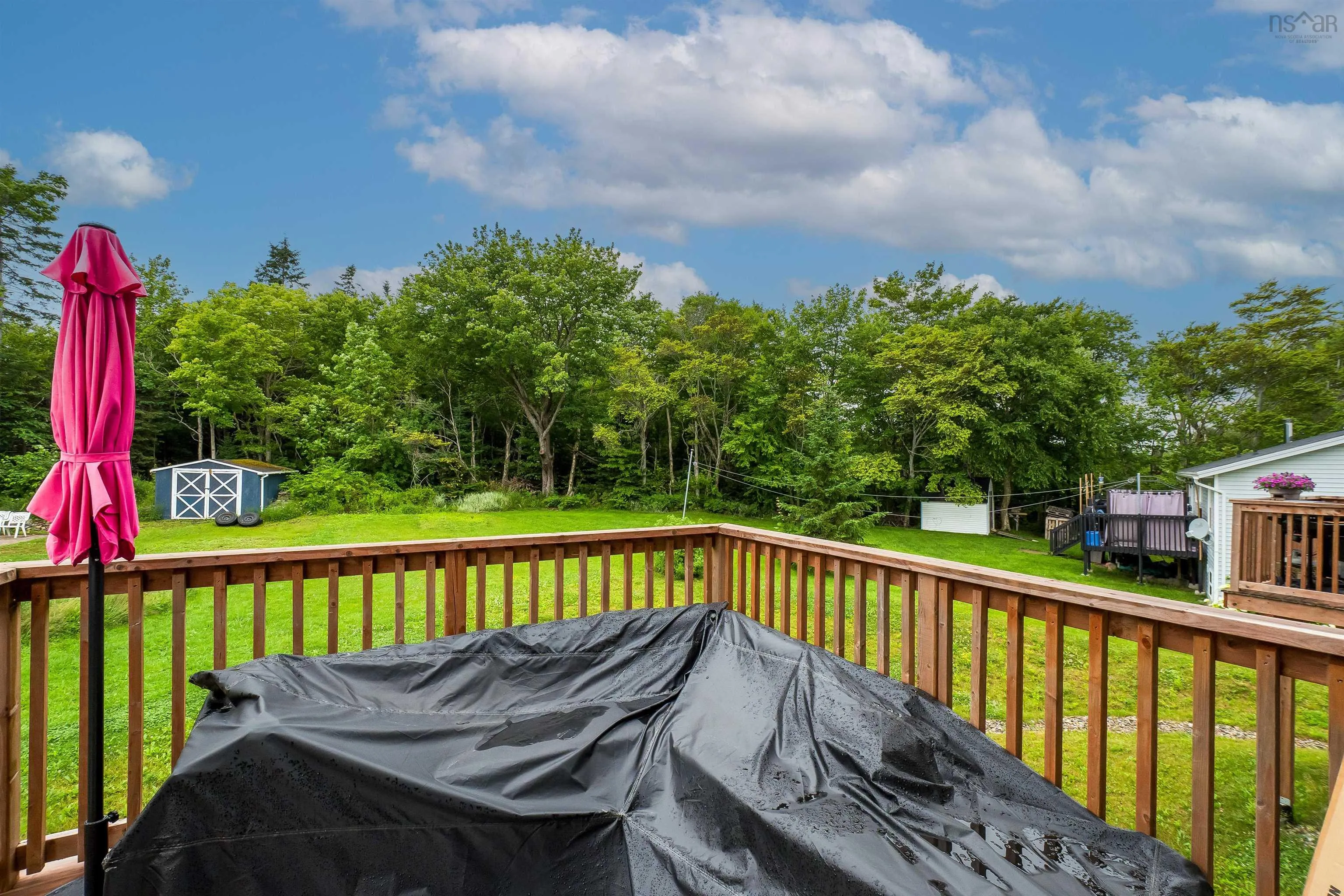 376 Beaver Bank Road, Beaver Bank, NS B4E 1K4, 9 Bedrooms Bedrooms, ,Residential Income,For Sale,Beaver Bank,202518120
