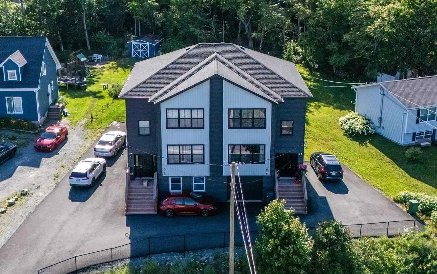 376 Beaver Bank Road, Beaver Bank, NS B4E 1K4, 9 Bedrooms Bedrooms, ,Residential Income,For Sale,Beaver Bank,202518120