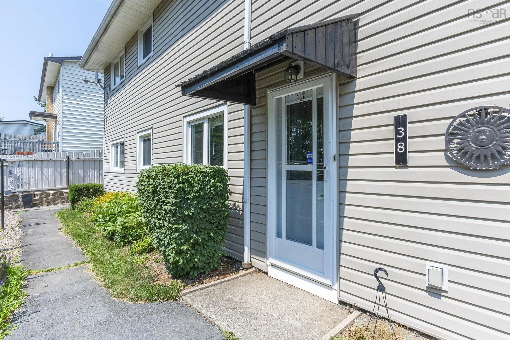 38 Lynn Drive, Dartmouth, NS B2Y 3V9, 3 Bedrooms Bedrooms, ,2 BathroomsBathrooms,Residential,For Sale,Lynn,202519616