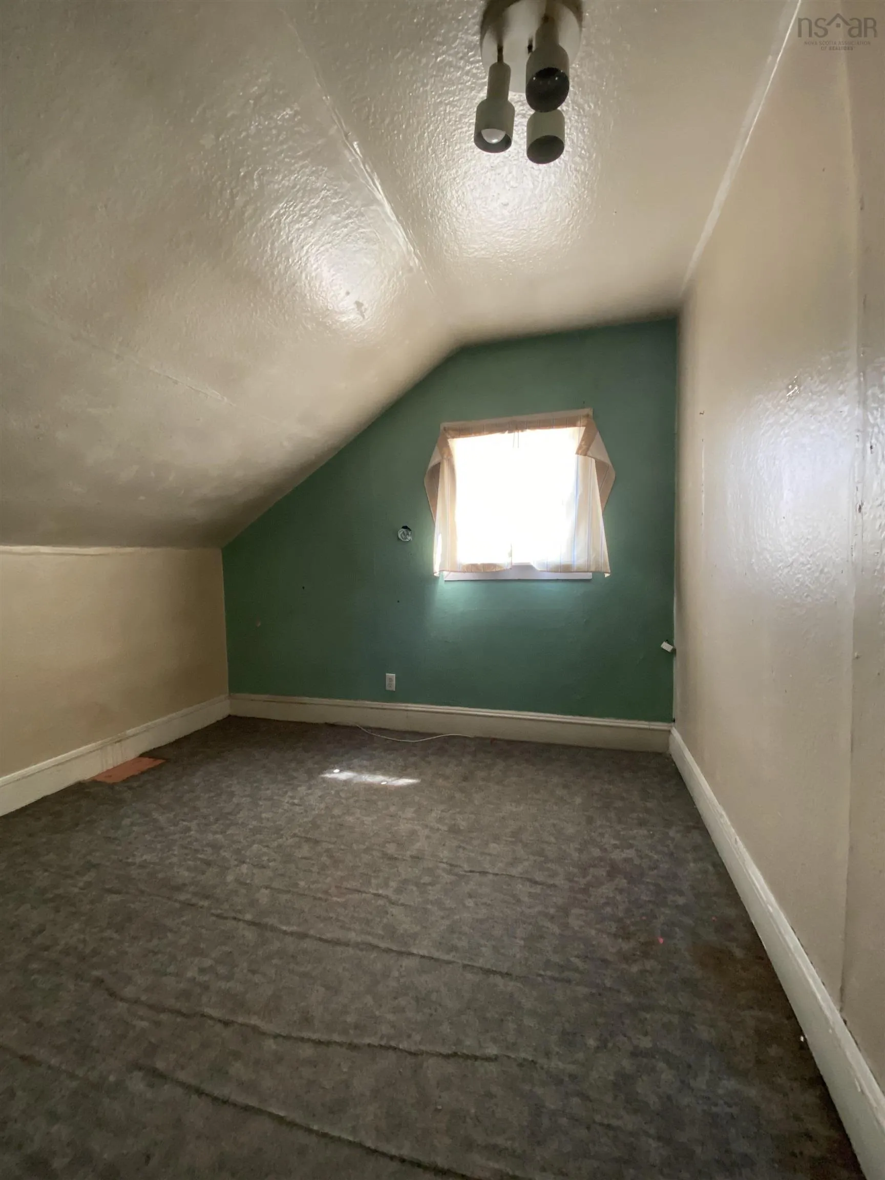 435 Mahon Street, New Waterford, NS B1H 2A5, 3 Bedrooms Bedrooms, ,2 BathroomsBathrooms,Residential,For Sale,Mahon,202520456