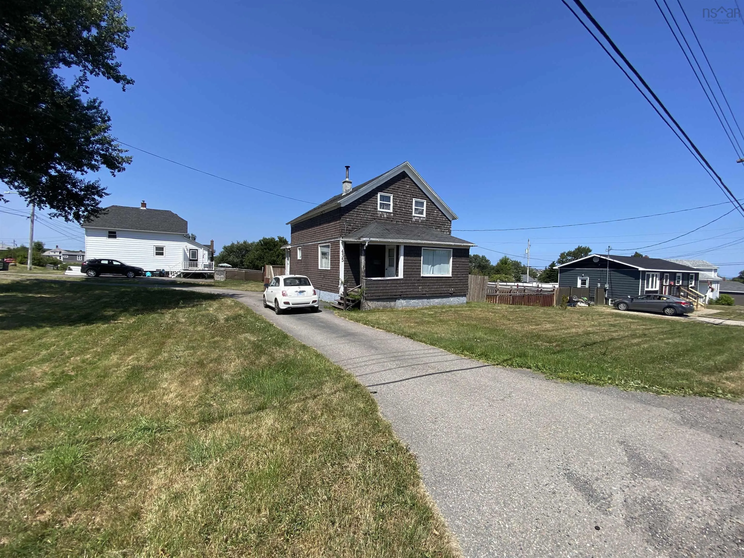 435 Mahon Street, New Waterford, NS B1H 2A5, 3 Bedrooms Bedrooms, ,2 BathroomsBathrooms,Residential,For Sale,Mahon,202520456