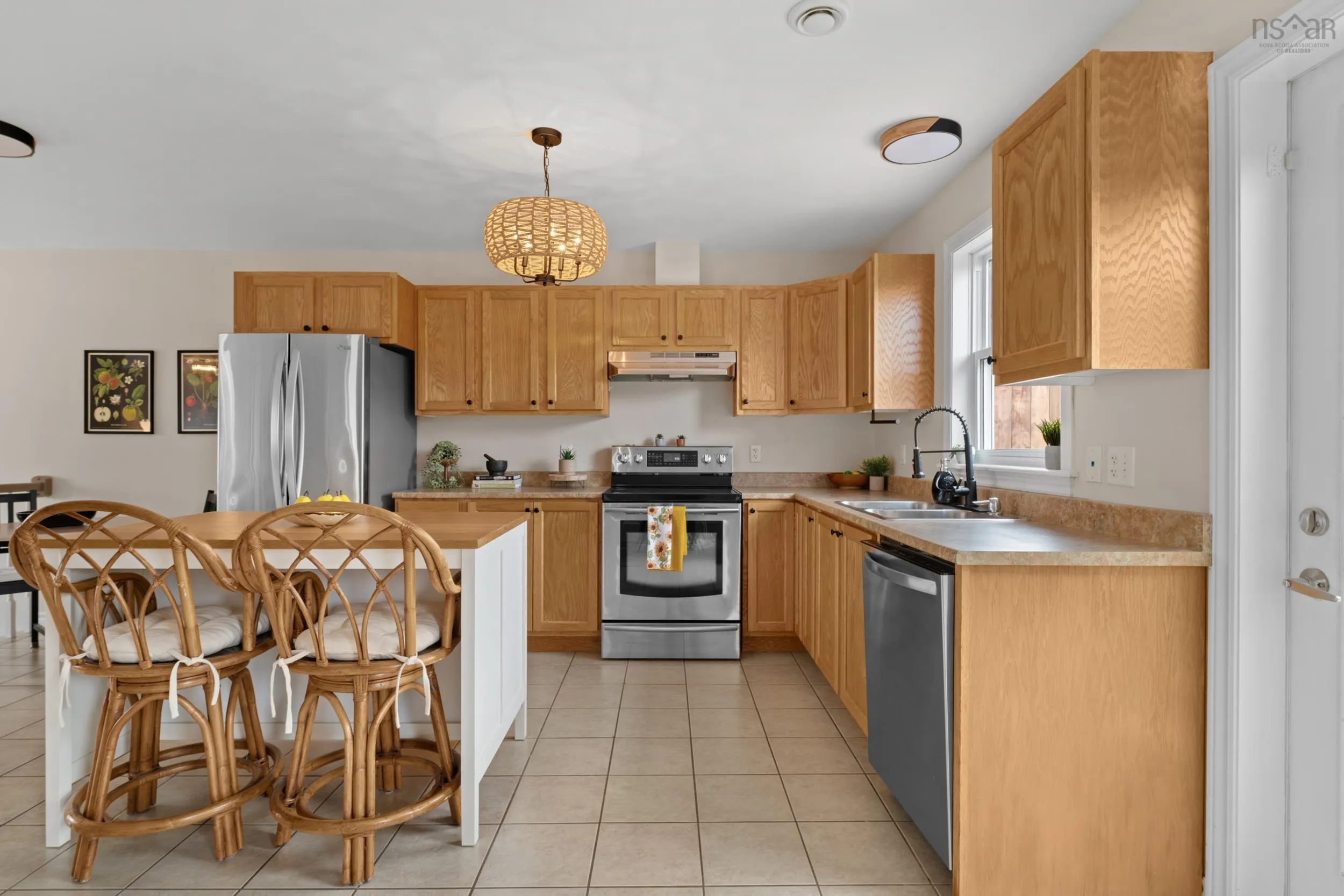 32 Katrina Crescent, Halifax, NS B3P 0C3, 3 Bedrooms Bedrooms, ,2 BathroomsBathrooms,Residential,For Sale,Katrina,202522920
