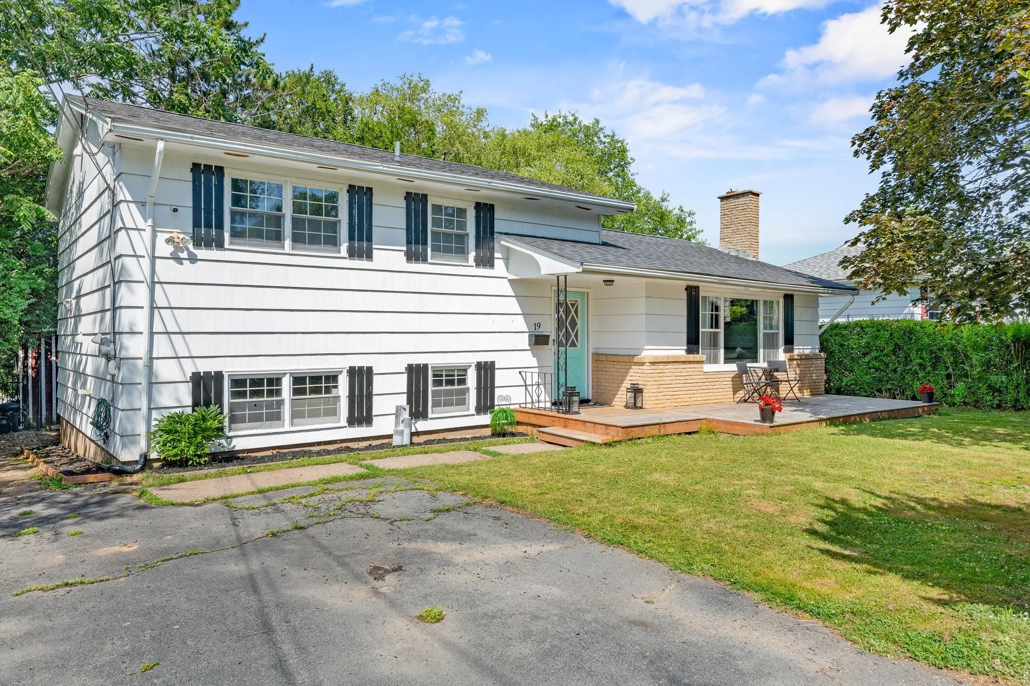 19 Ridge Avenue, Lower Sackville, NS B4C 2L5, 3 Bedrooms Bedrooms, ,3 BathroomsBathrooms,Residential,For Sale,Ridge,202517645