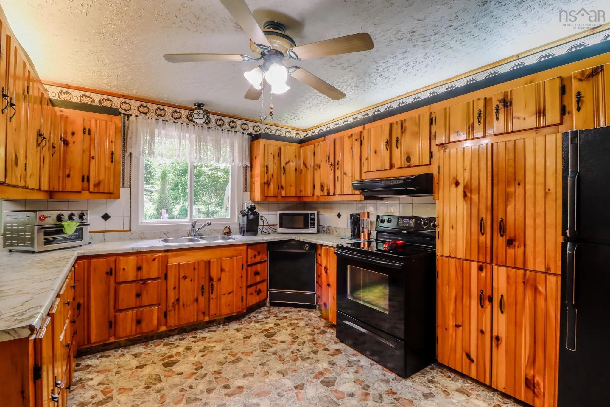 959 Front Lake Road, Caribou Marsh, NS B1M 1B4, 4 Bedrooms Bedrooms, ,2 BathroomsBathrooms,Residential,For Sale,Front Lake,202517855