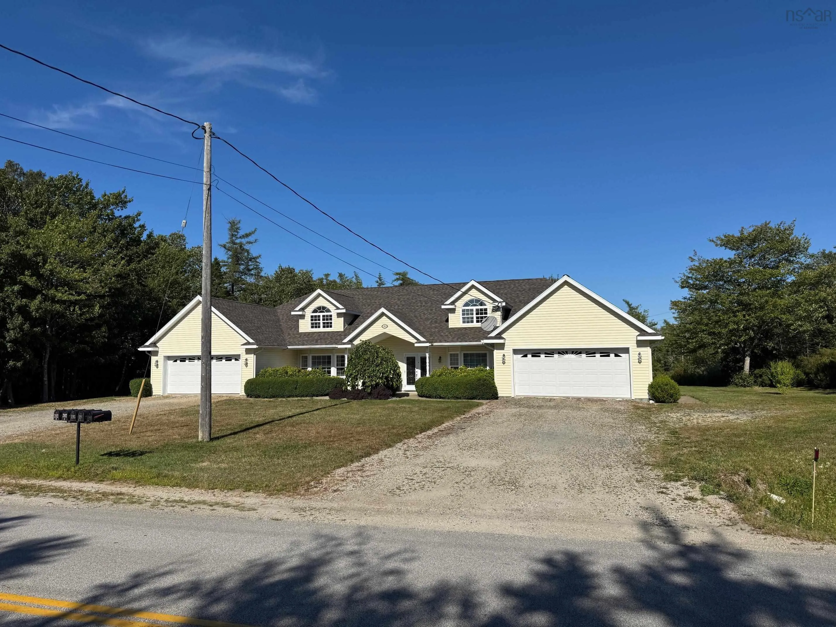 202 Mood Road, Summerville, NS B5A 5J4, 4 Bedrooms Bedrooms, ,Residential Income,For Sale,Mood,202521899