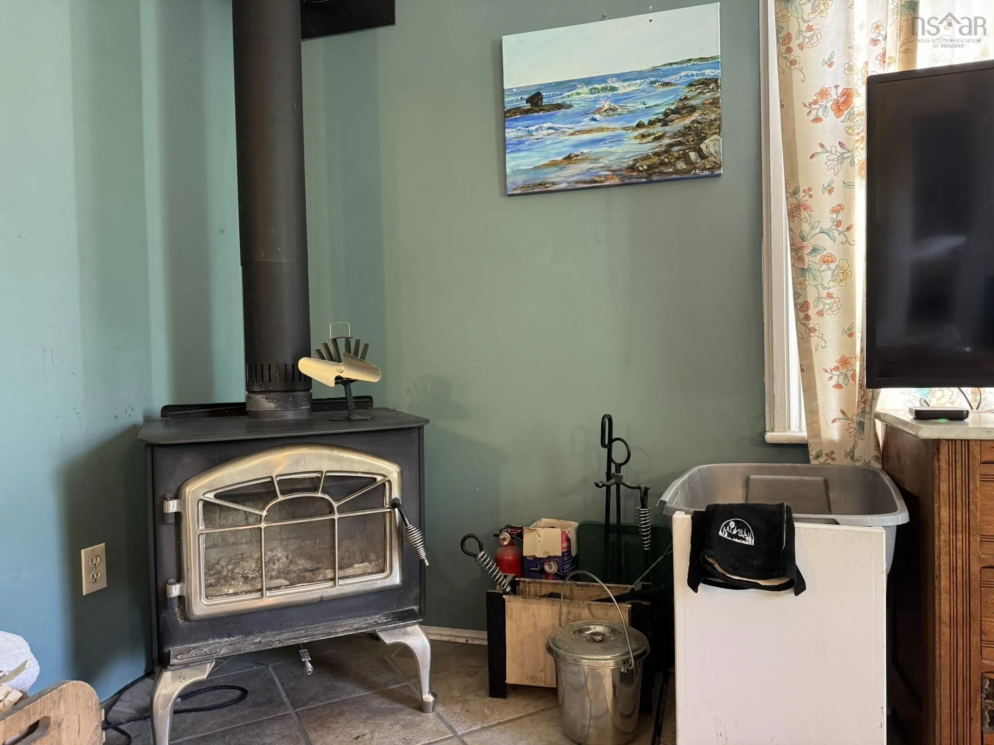 81 Brooklyn Shore Road, Brooklyn, NS B0J 1H0, 4 Bedrooms Bedrooms, ,2 BathroomsBathrooms,Residential,For Sale,Brooklyn Shore,202518383