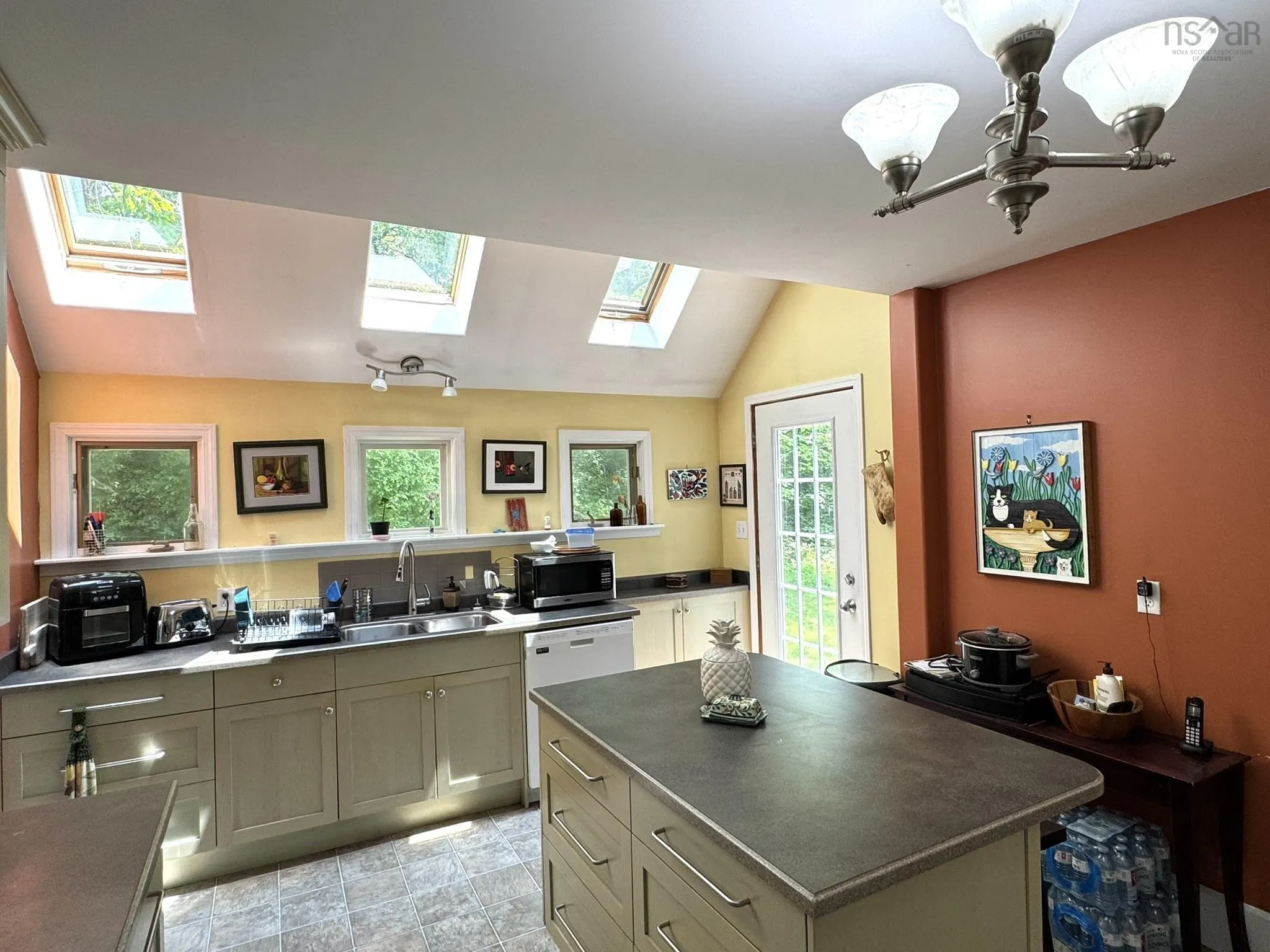 81 Brooklyn Shore Road, Brooklyn, NS B0J 1H0, 4 Bedrooms Bedrooms, ,2 BathroomsBathrooms,Residential,For Sale,Brooklyn Shore,202518383