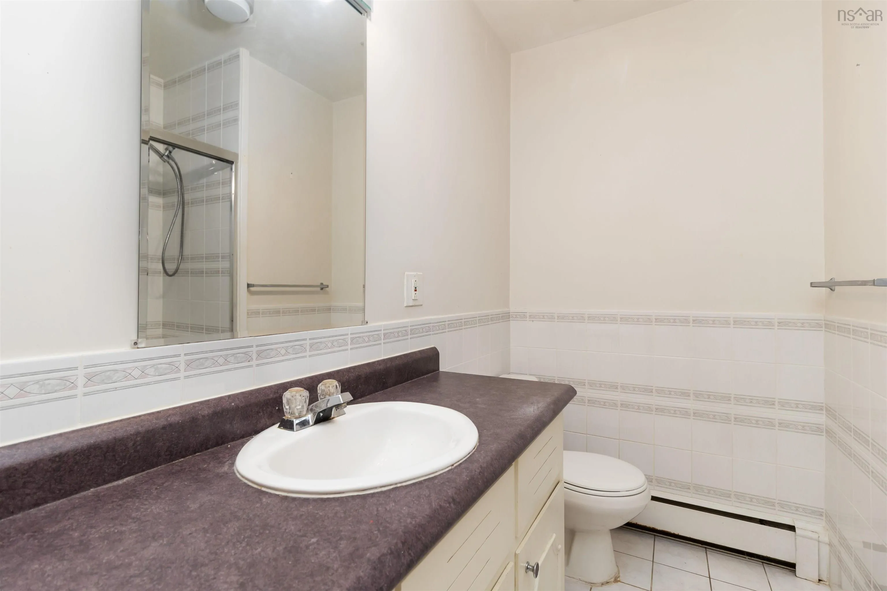 124 Glenforest Drive, Clayton Park, NS B3M 2Y6, 4 Bedrooms Bedrooms, ,3 BathroomsBathrooms,Residential,For Sale,Glenforest,202523616
