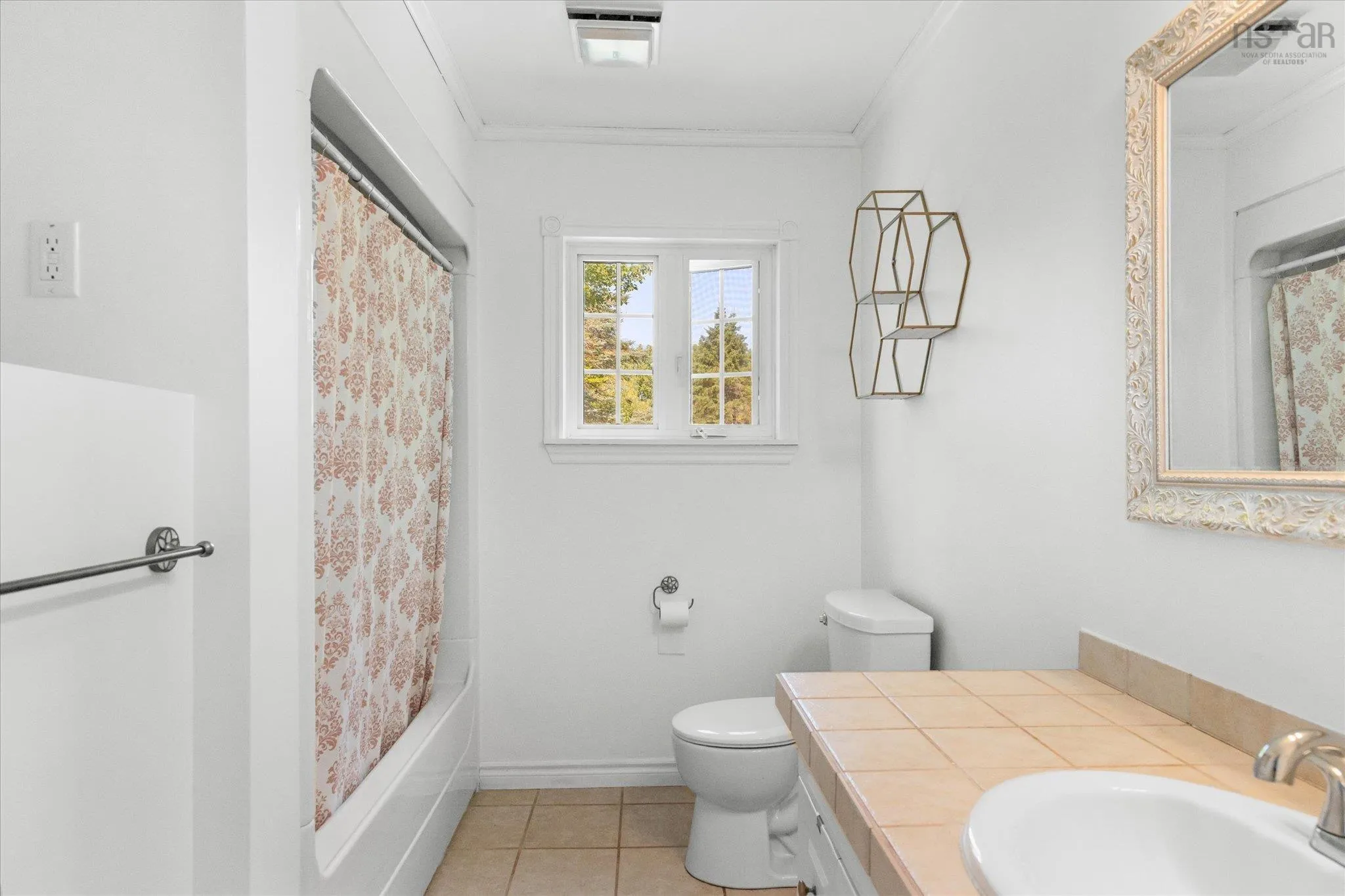 100 Old Northwest Road, Fauxburg, NS B0J 2C0, 3 Bedrooms Bedrooms, ,1 BathroomBathrooms,Residential,For Sale,Old Northwest,202520511