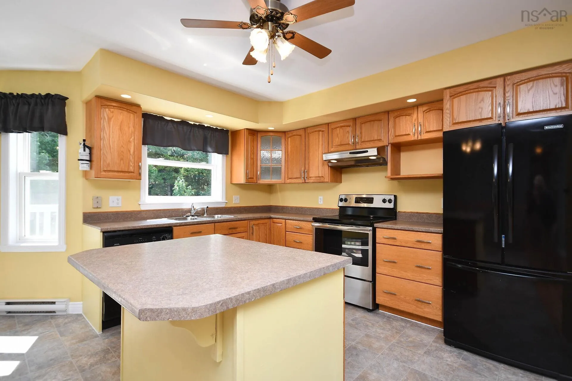 143 Jackladder Drive, Millwood, NS B4E 0A5, 3 Bedrooms Bedrooms, ,Residential Income,For Sale,Jackladder,202518112