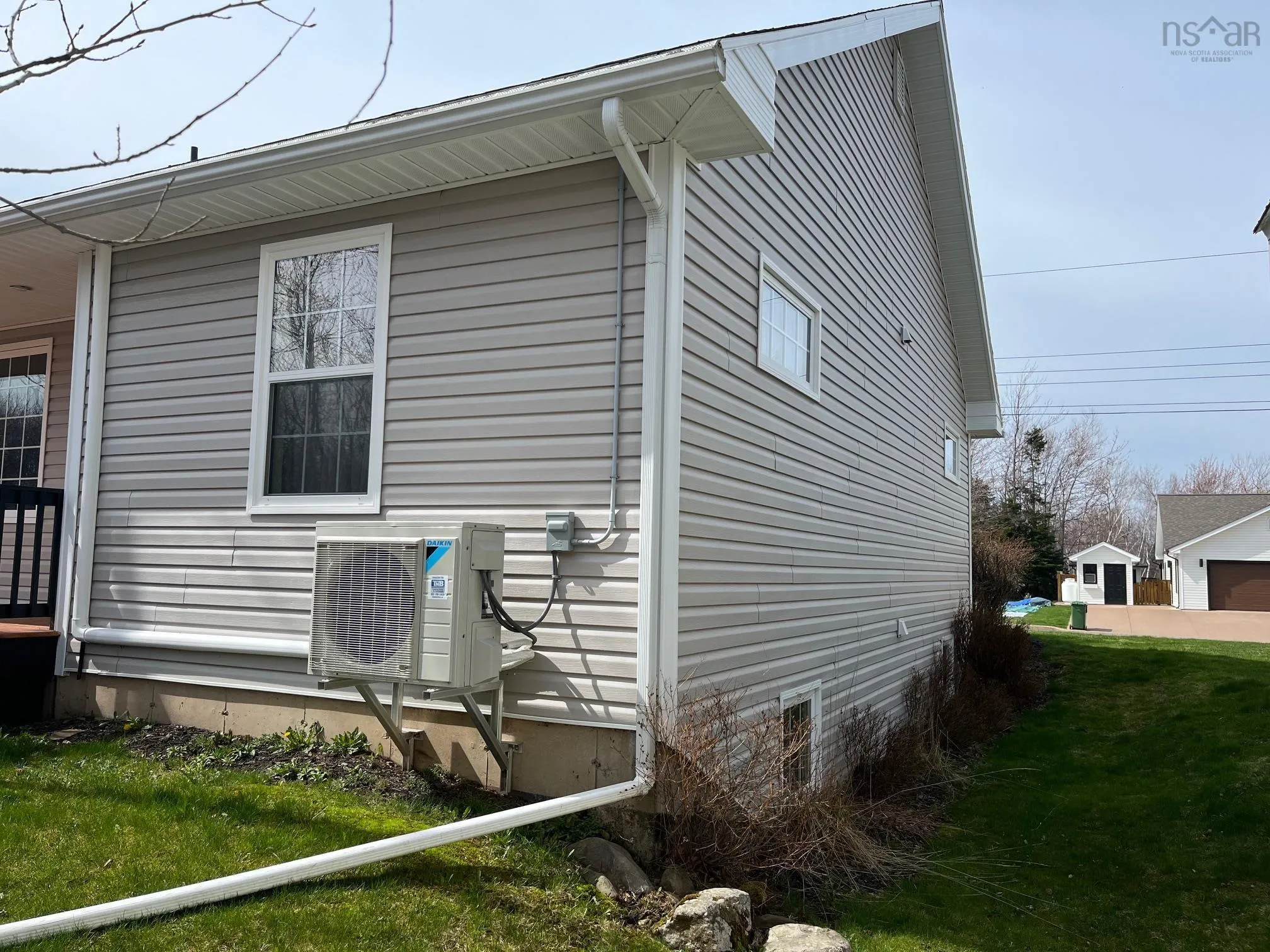 42 Rowan Avenue, New Glasgow Ns B2h 0a4, 5 Bedrooms Bedrooms, ,3 BathroomsBathrooms,Residential,For Sale,Rowan,202509790