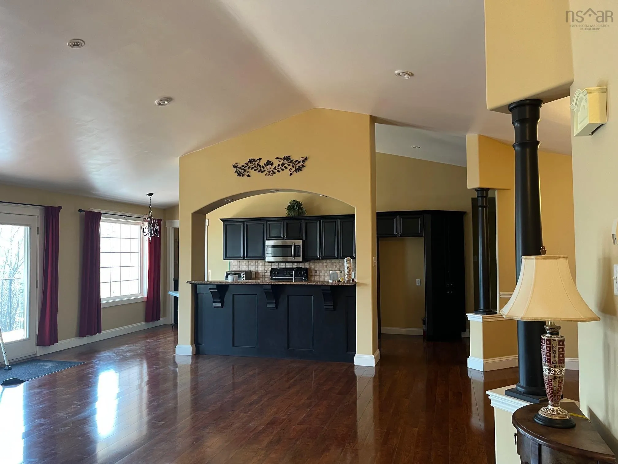 42 Rowan Avenue, New Glasgow Ns B2h 0a4, 5 Bedrooms Bedrooms, ,3 BathroomsBathrooms,Residential,For Sale,Rowan,202509790