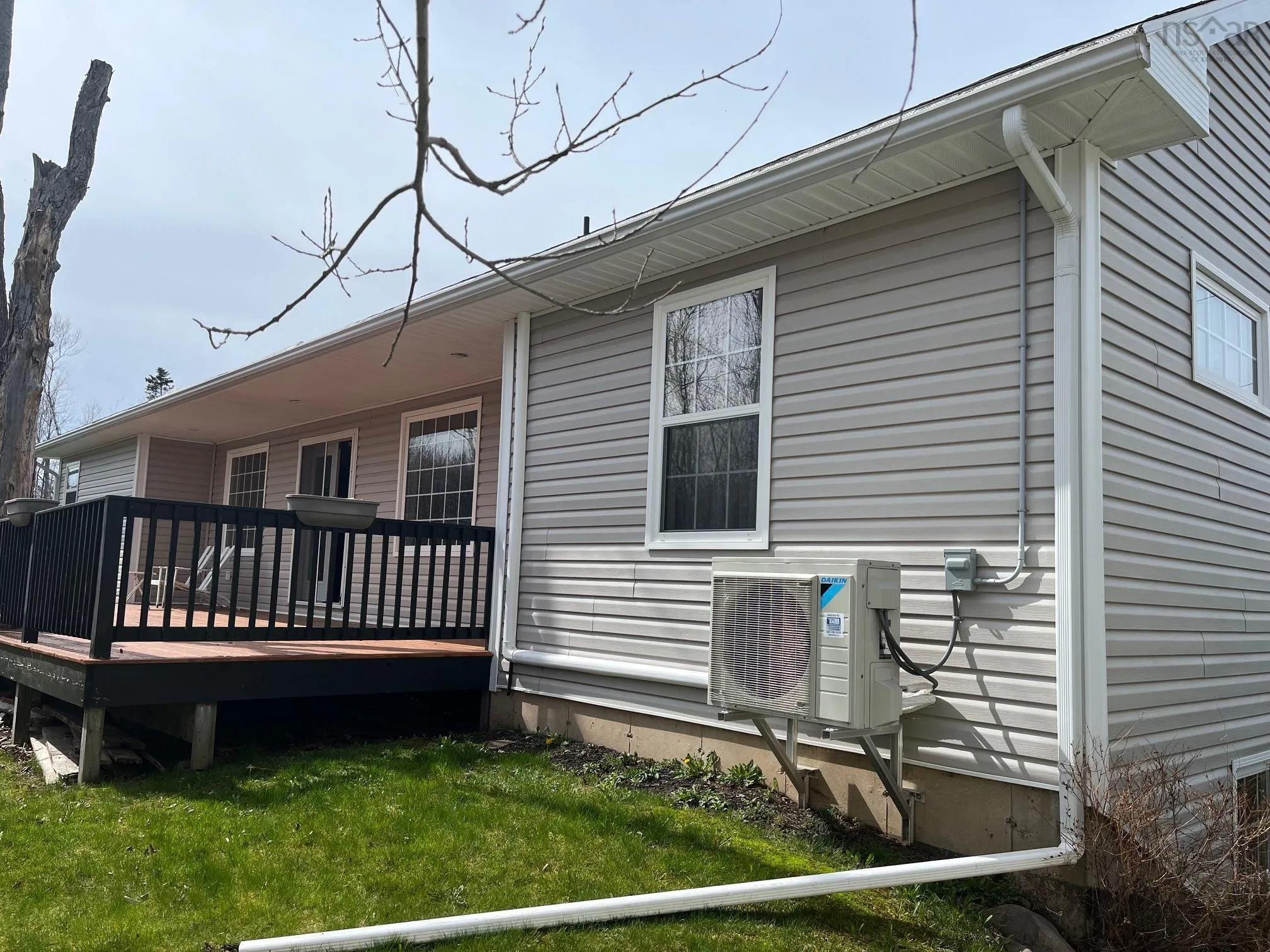 42 Rowan Avenue, New Glasgow Ns B2h 0a4, 5 Bedrooms Bedrooms, ,3 BathroomsBathrooms,Residential,For Sale,Rowan,202509790