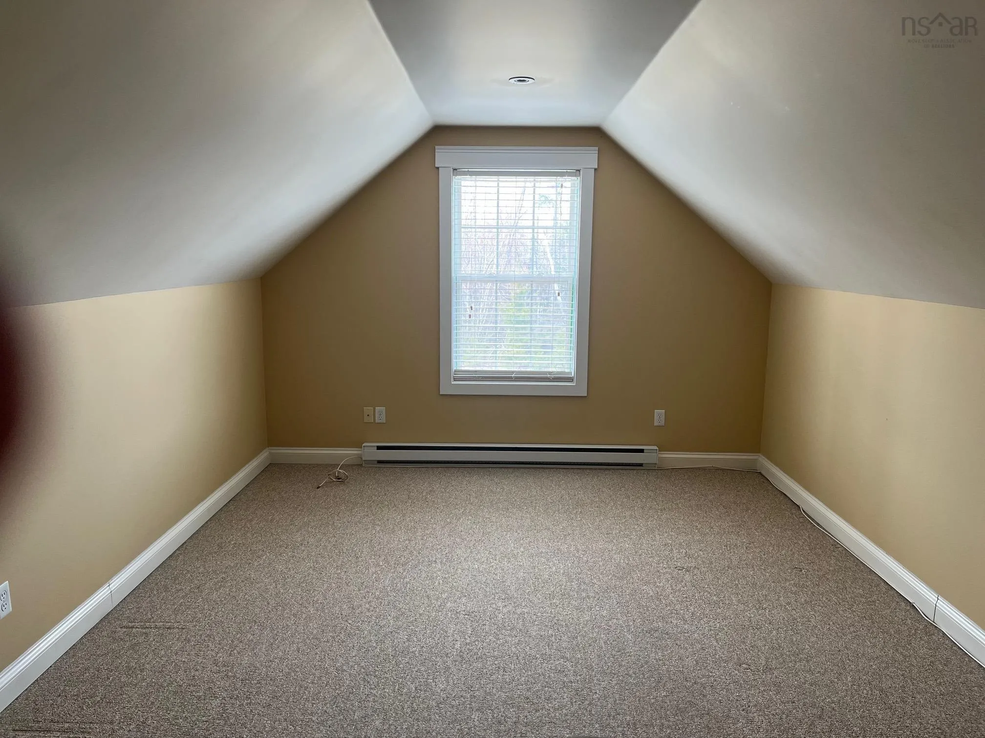 42 Rowan Avenue, New Glasgow Ns B2h 0a4, 5 Bedrooms Bedrooms, ,3 BathroomsBathrooms,Residential,For Sale,Rowan,202509790