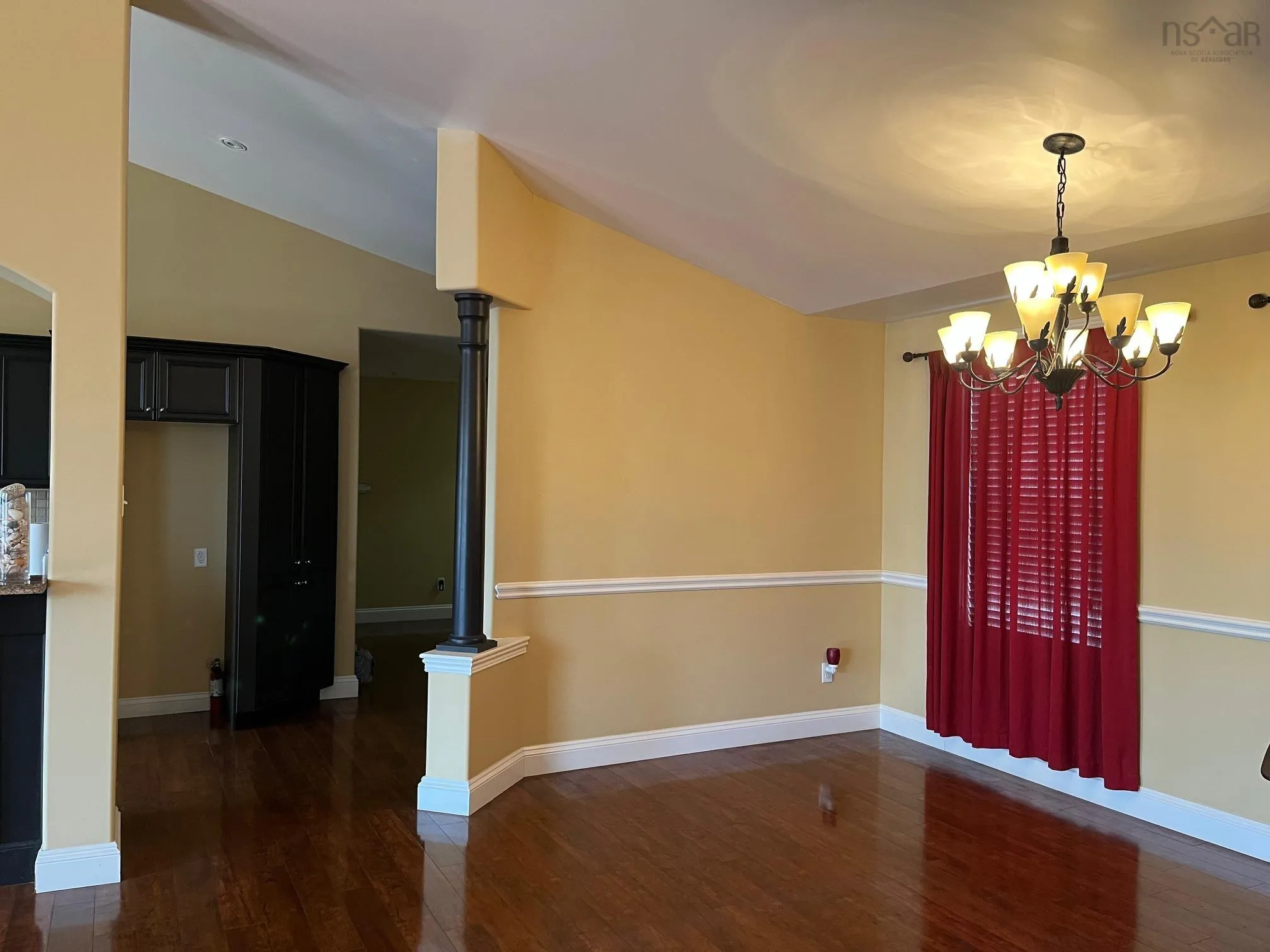 42 Rowan Avenue, New Glasgow Ns B2h 0a4, 5 Bedrooms Bedrooms, ,3 BathroomsBathrooms,Residential,For Sale,Rowan,202509790