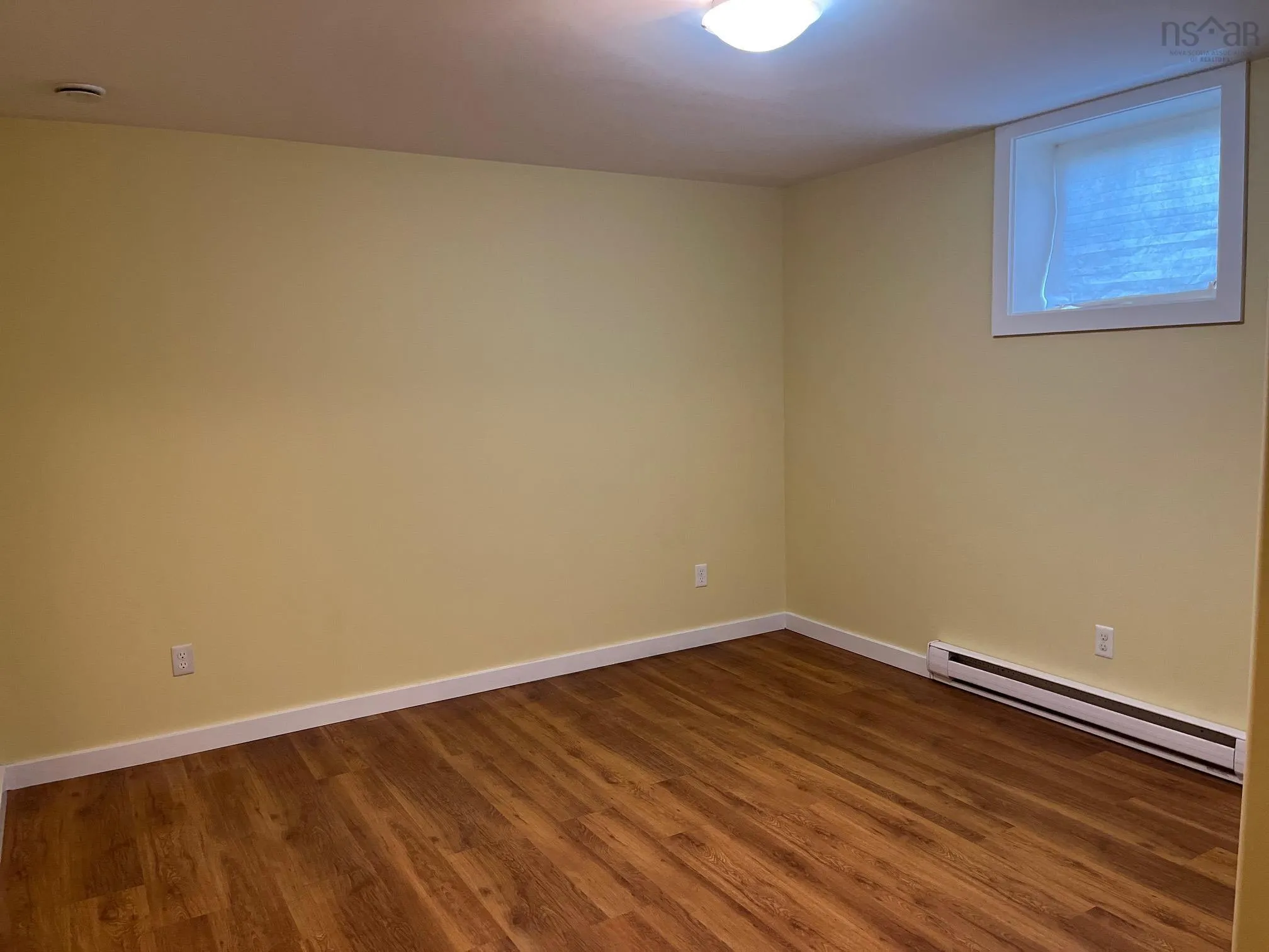 42 Rowan Avenue, New Glasgow Ns B2h 0a4, 5 Bedrooms Bedrooms, ,3 BathroomsBathrooms,Residential,For Sale,Rowan,202509790