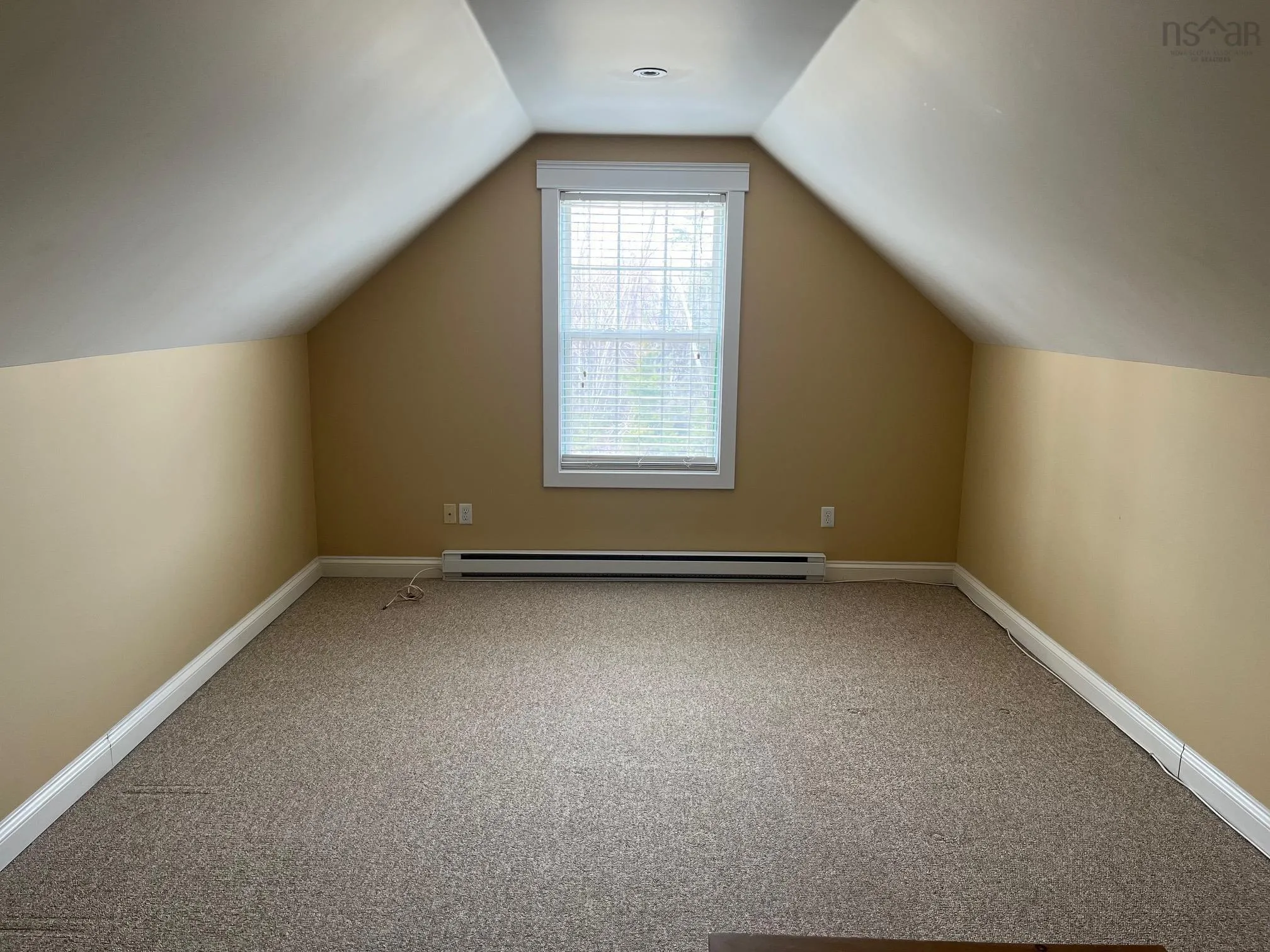 42 Rowan Avenue, New Glasgow Ns B2h 0a4, 5 Bedrooms Bedrooms, ,3 BathroomsBathrooms,Residential,For Sale,Rowan,202509790
