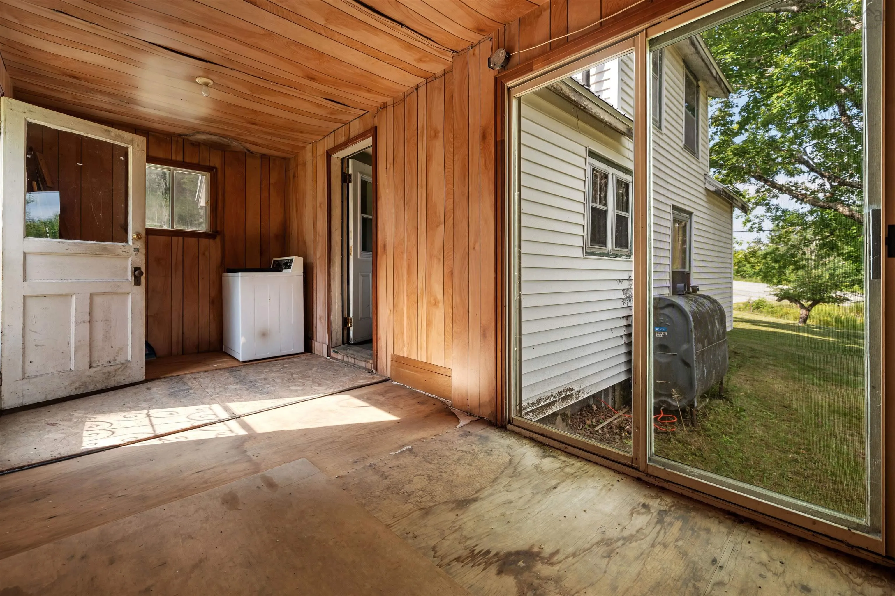 8860 Moose River Road, Lindsay Lake, NS B0N 1X0, 2 Bedrooms Bedrooms, ,1 BathroomBathrooms,Residential,For Sale,Moose River,202521501