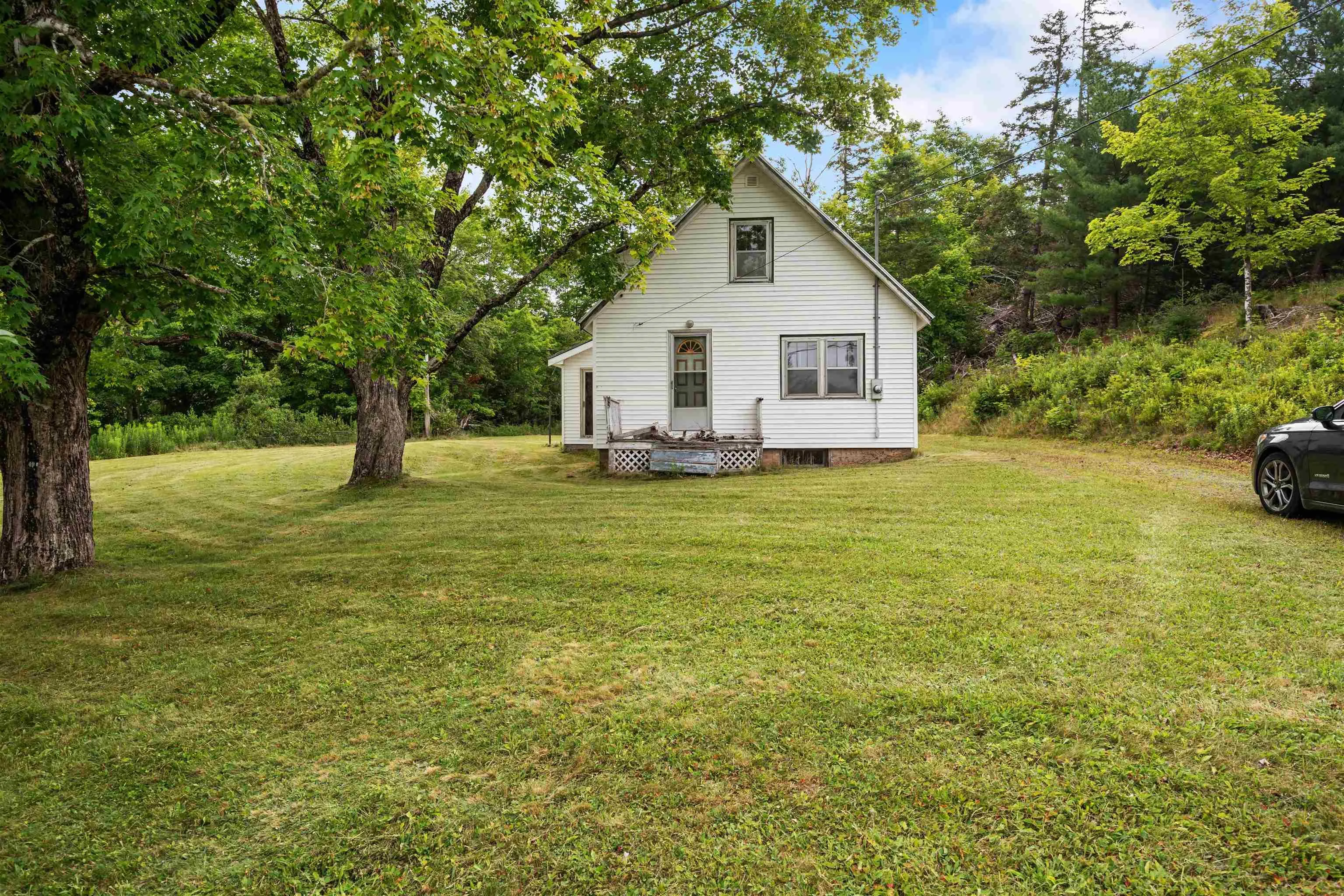 8860 Moose River Road, Lindsay Lake, NS B0N 1X0, 2 Bedrooms Bedrooms, ,1 BathroomBathrooms,Residential,For Sale,Moose River,202521501
