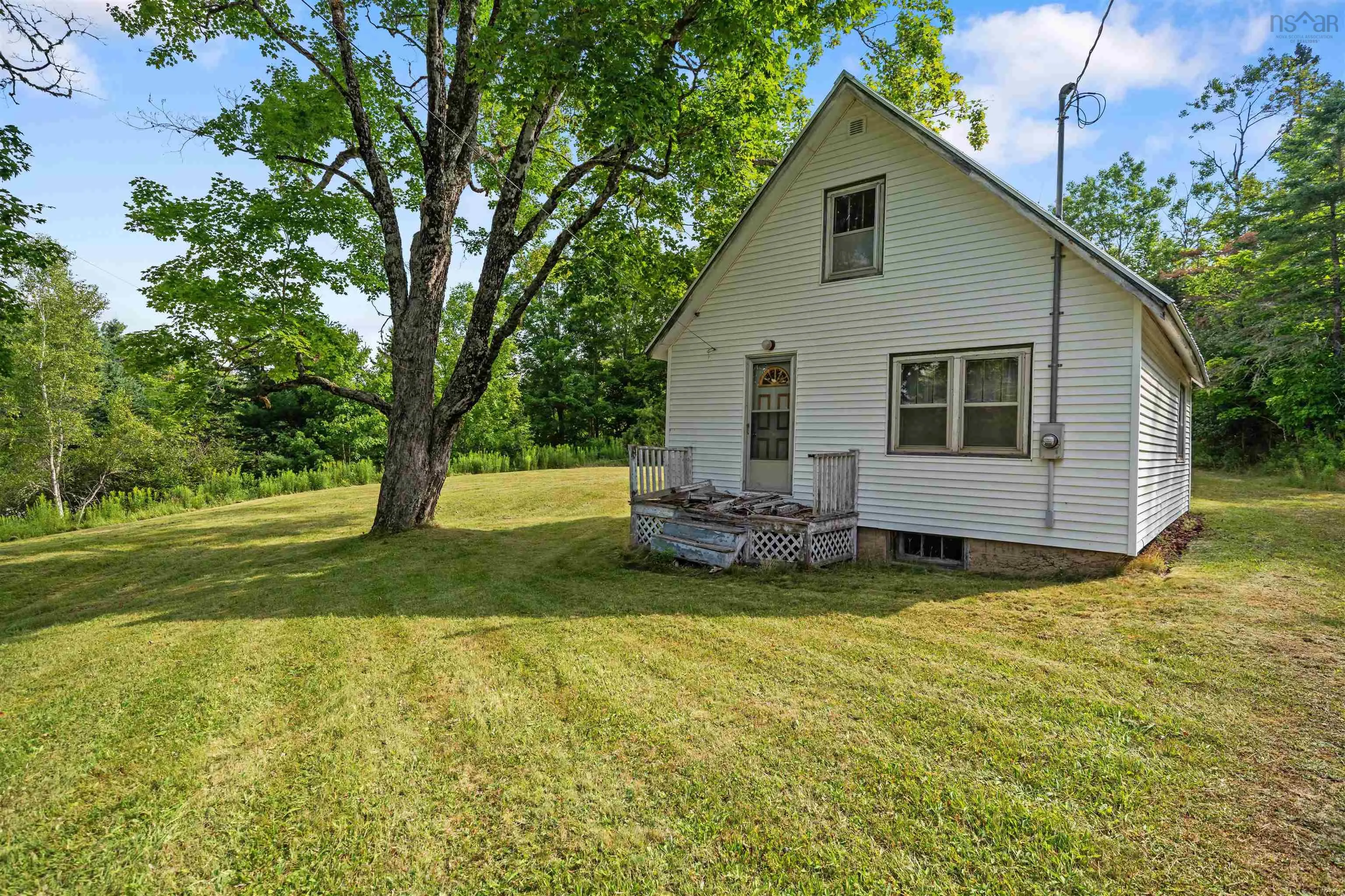 8860 Moose River Road, Lindsay Lake, NS B0N 1X0, 2 Bedrooms Bedrooms, ,1 BathroomBathrooms,Residential,For Sale,Moose River,202521501