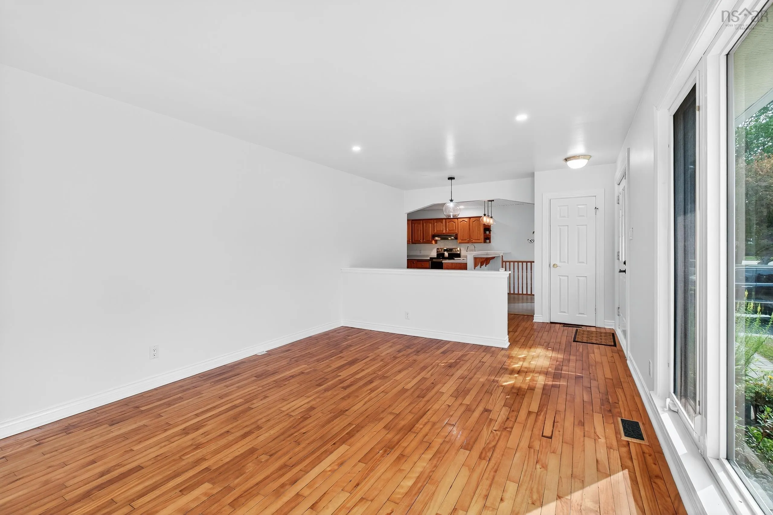 129 Thompson Avenue, Sydney River, NS B1S 1L3, 3 Bedrooms Bedrooms, ,2 BathroomsBathrooms,Residential,For Sale,Thompson Avenue,202520232