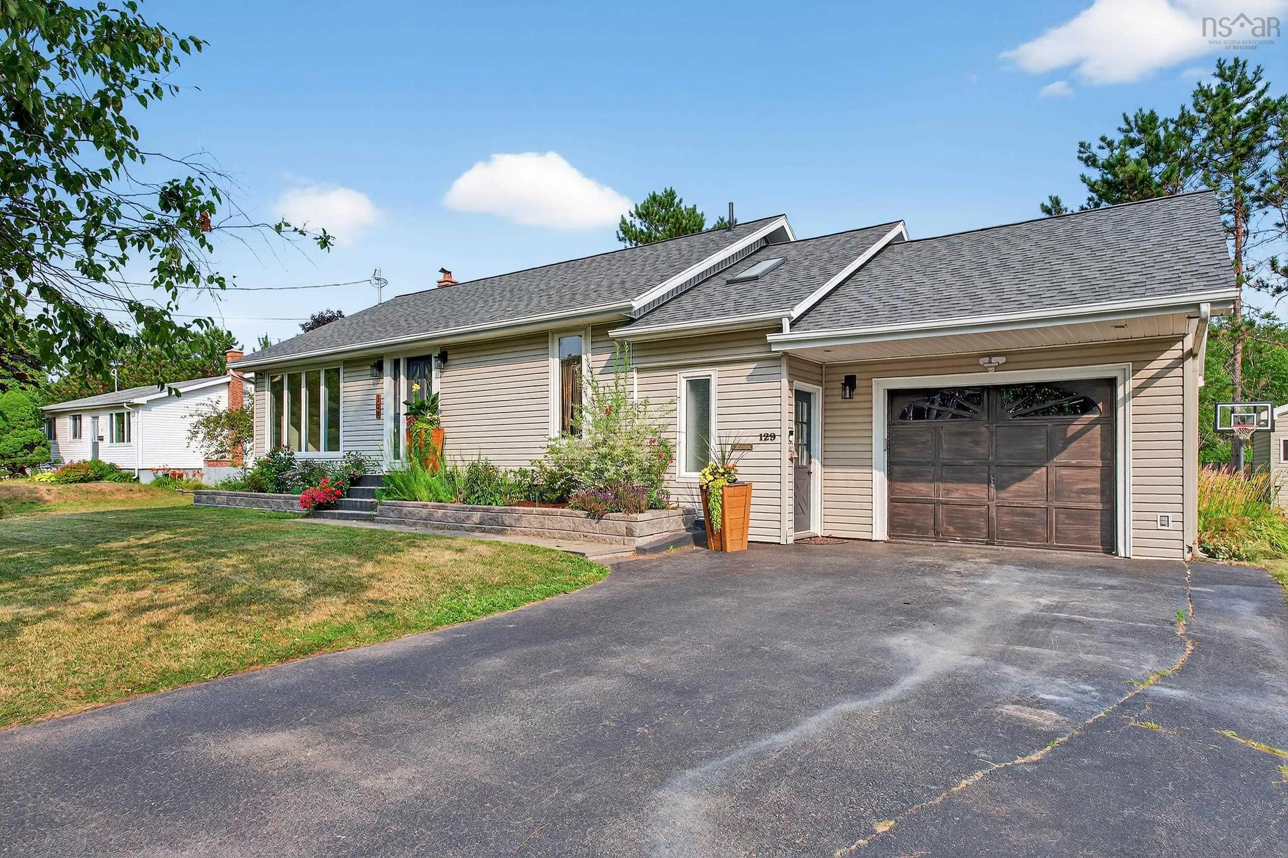 129 Thompson Avenue, Sydney River, NS B1S 1L3, 3 Bedrooms Bedrooms, ,2 BathroomsBathrooms,Residential,For Sale,Thompson Avenue,202520232