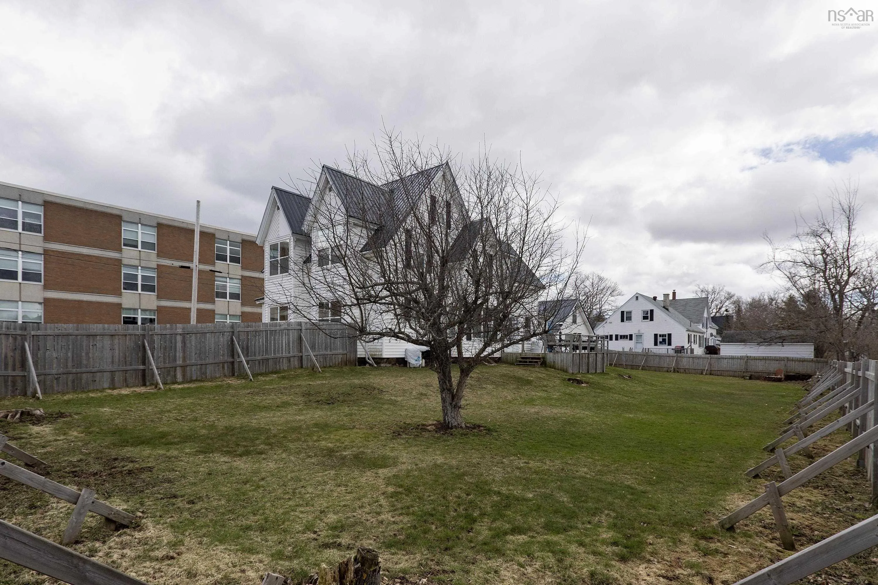 85 Church Street, Springhill Ns B0m 1x0, 4 Bedrooms Bedrooms, ,2 BathroomsBathrooms,Residential,For Sale,Church,202508566