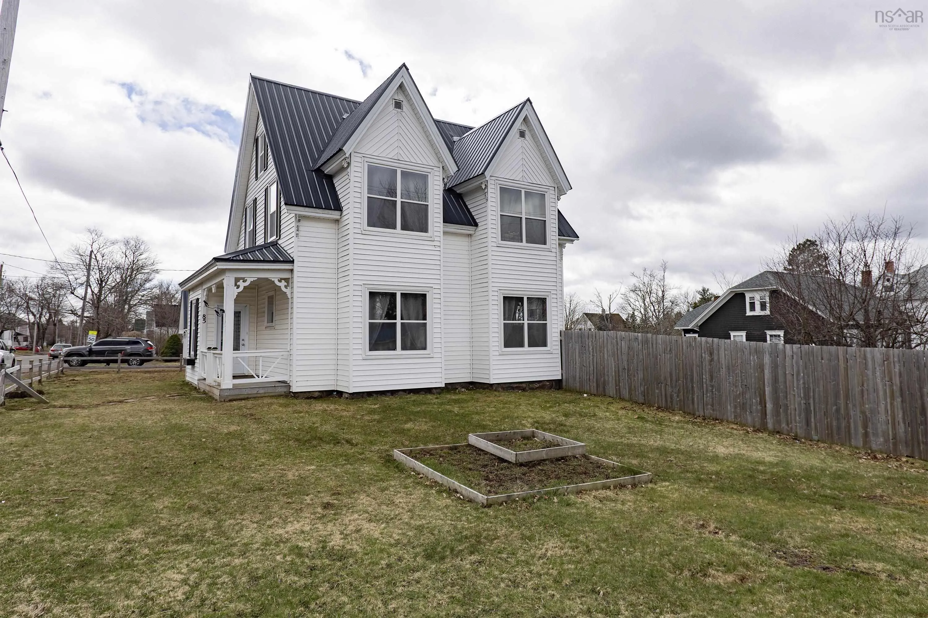 85 Church Street, Springhill Ns B0m 1x0, 4 Bedrooms Bedrooms, ,2 BathroomsBathrooms,Residential,For Sale,Church,202508566