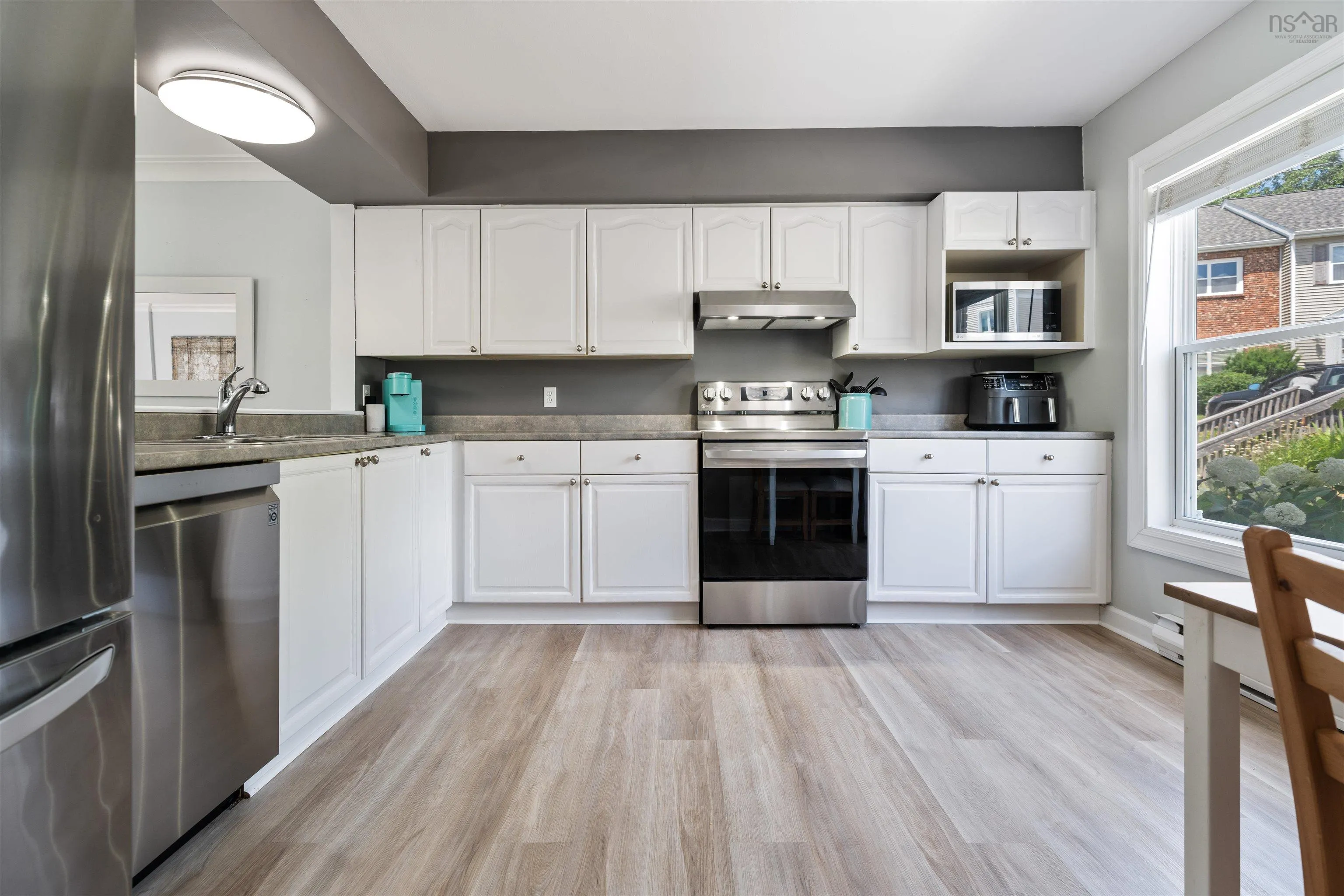 128 Rutledge Street, Bedford, NS B4A 1X6, 3 Bedrooms Bedrooms, ,2 BathroomsBathrooms,Residential,For Sale,Rutledge,202518734