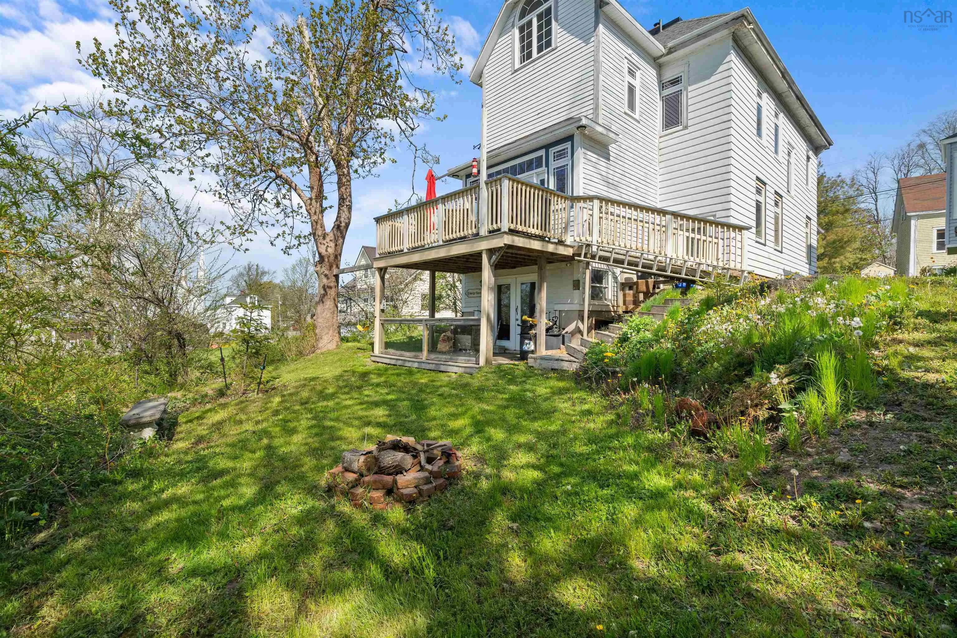 165 High Street, Pictou, NS B0K 1H0, 3 Bedrooms Bedrooms, ,5 BathroomsBathrooms,Residential,For Sale,High,202511623