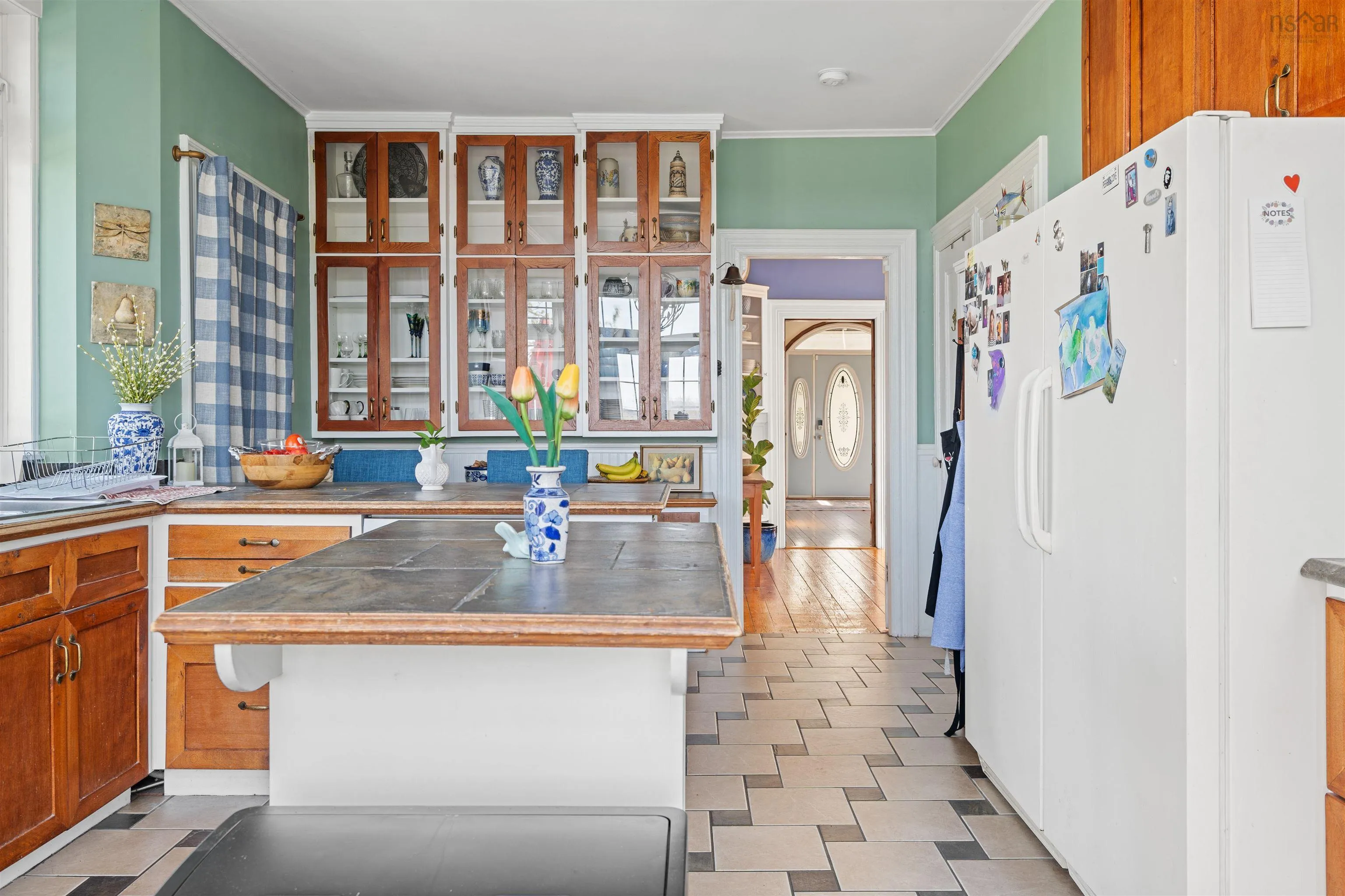 165 High Street, Pictou, NS B0K 1H0, 3 Bedrooms Bedrooms, ,5 BathroomsBathrooms,Residential,For Sale,High,202511623