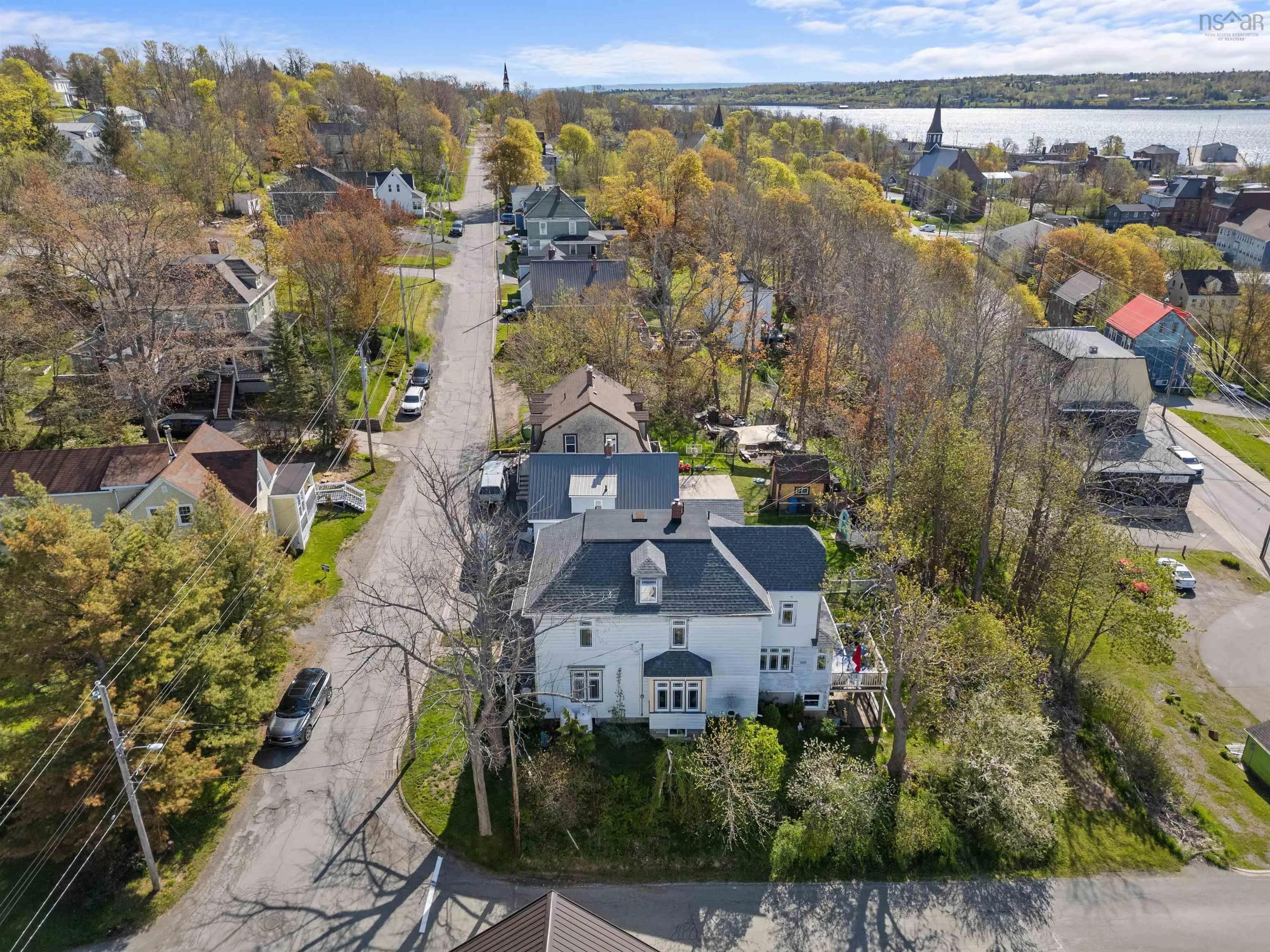 165 High Street, Pictou, NS B0K 1H0, 3 Bedrooms Bedrooms, ,5 BathroomsBathrooms,Residential,For Sale,High,202511623
