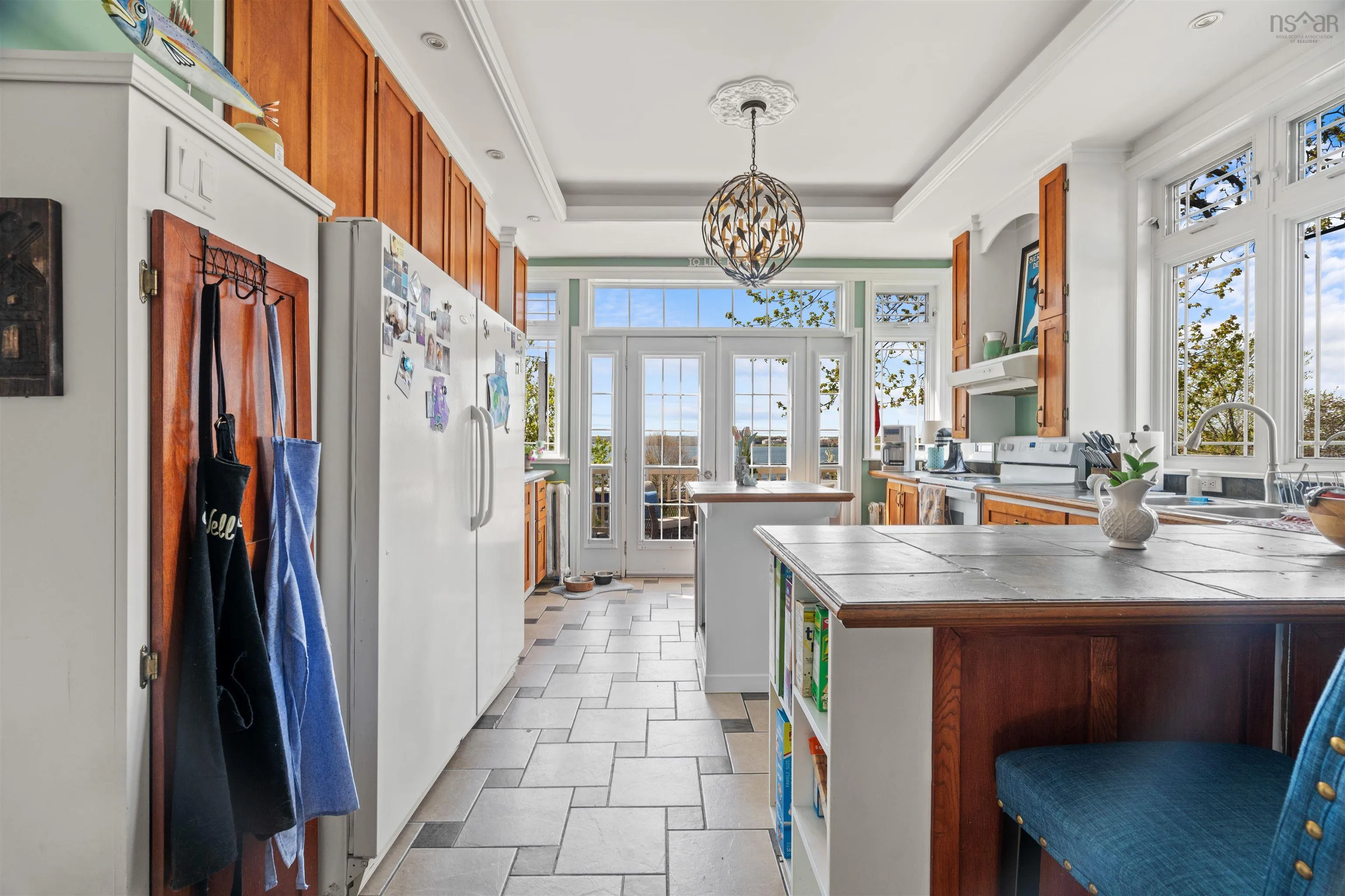 165 High Street, Pictou, NS B0K 1H0, 3 Bedrooms Bedrooms, ,5 BathroomsBathrooms,Residential,For Sale,High,202511623