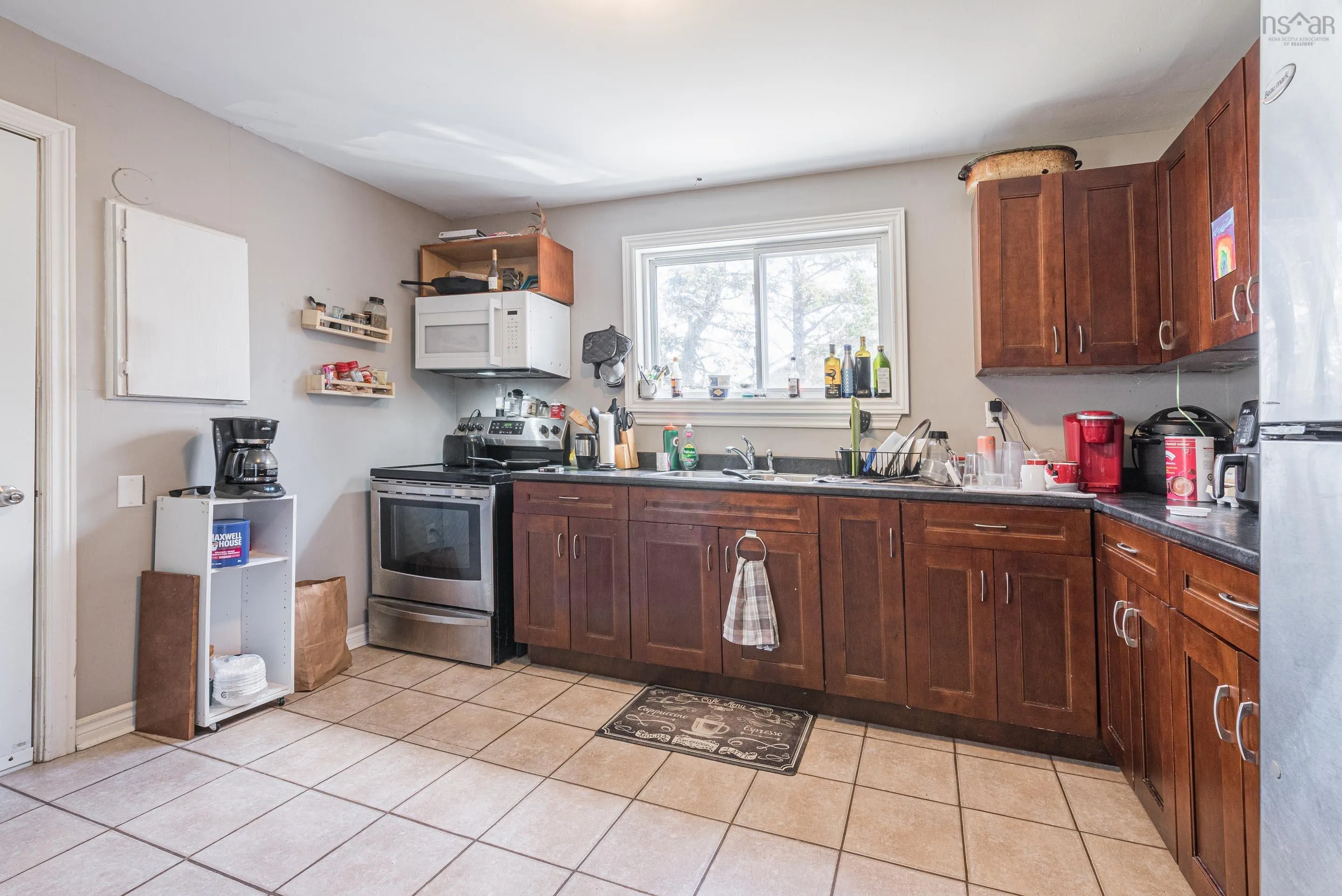 2933 Prospect Road, Whites Lake Ns B3t 2c3, 7 Bedrooms Bedrooms, ,Residential Income,For Sale,Prospect,202508581